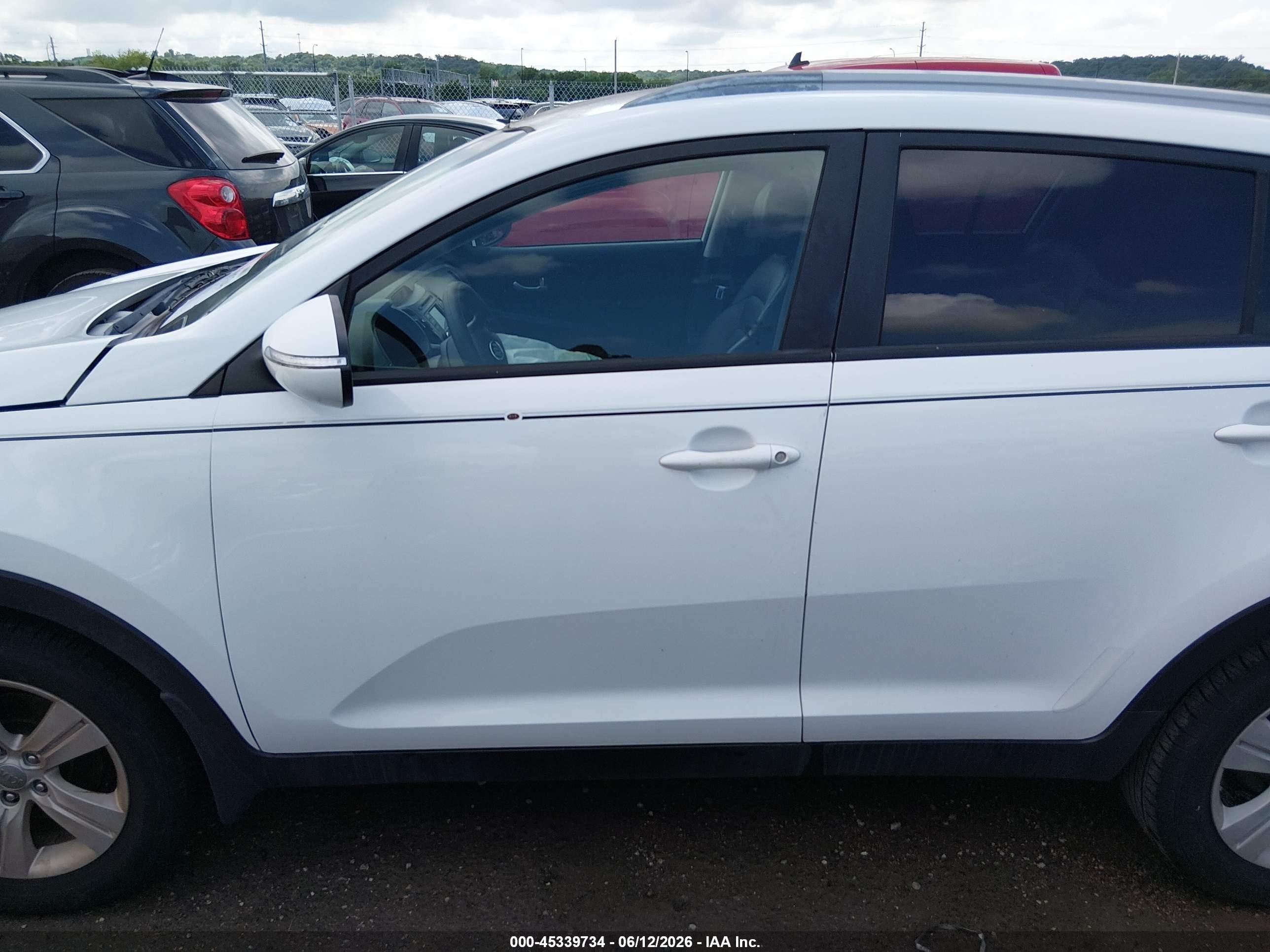 2013 Kia Sportage Lx White vin: KNDPB3A23D7426739