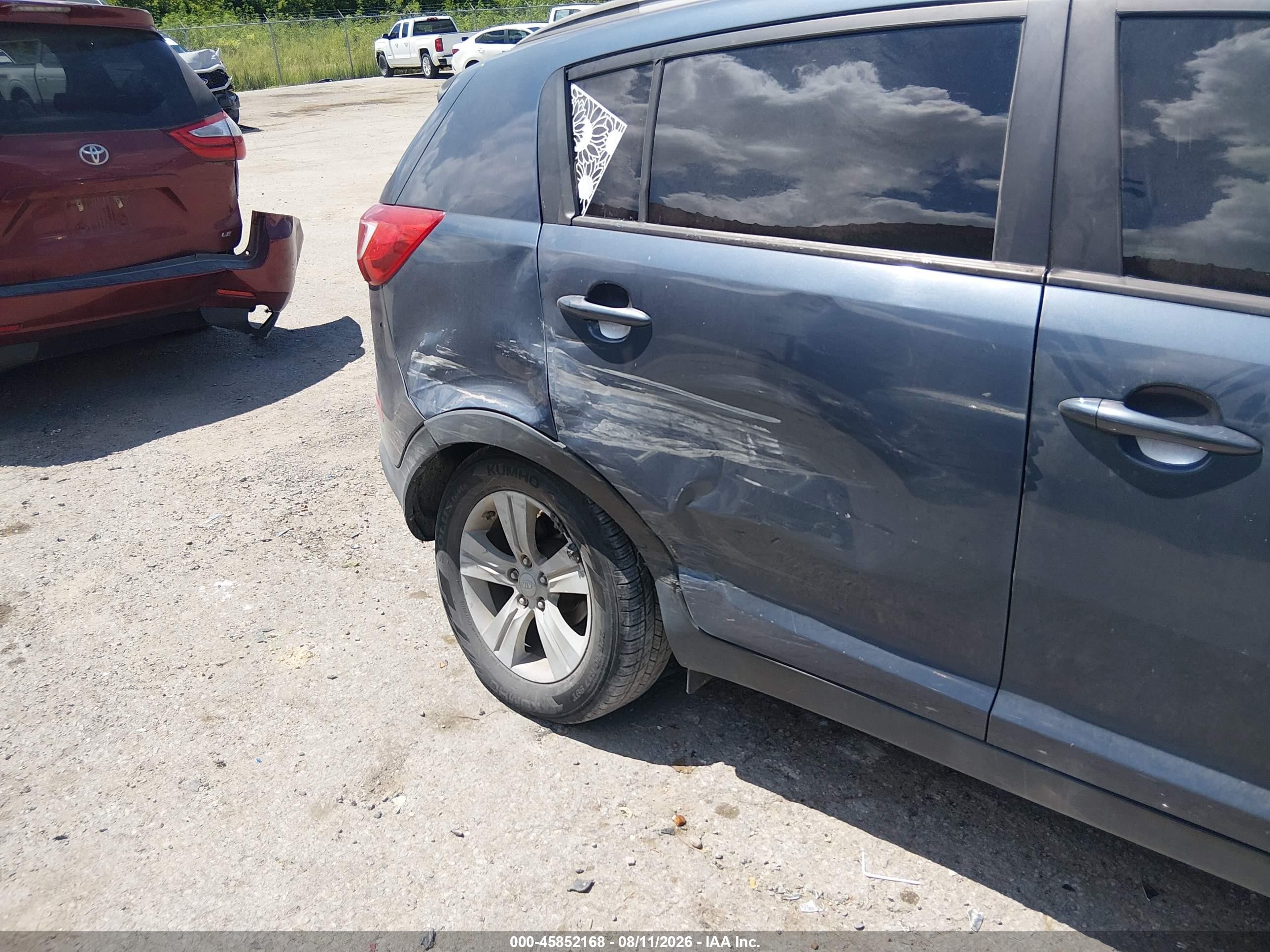 2011 Kia Sportage Lx Gray vin: KNDPB3A24B7023883