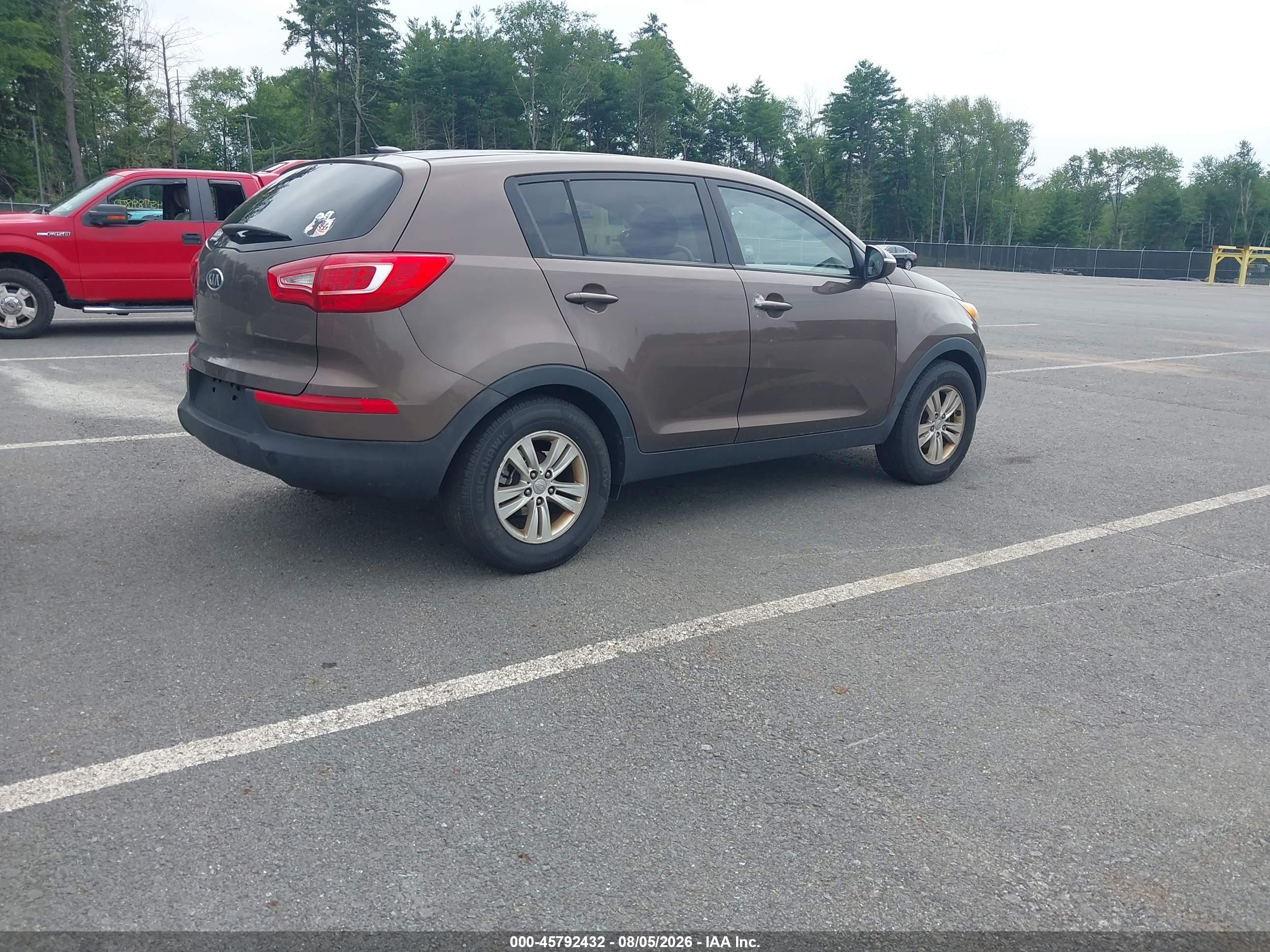 2011 Kia Sportage Lx Brown vin: KNDPB3A24B7060366