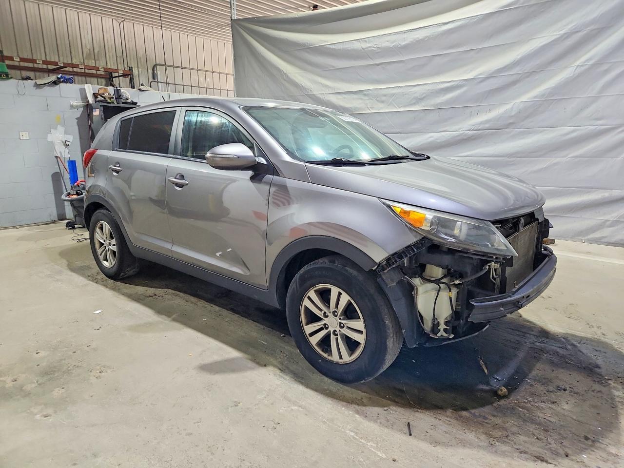 2011 Kia Sportage Lx Серый vin: KNDPB3A24B7075160