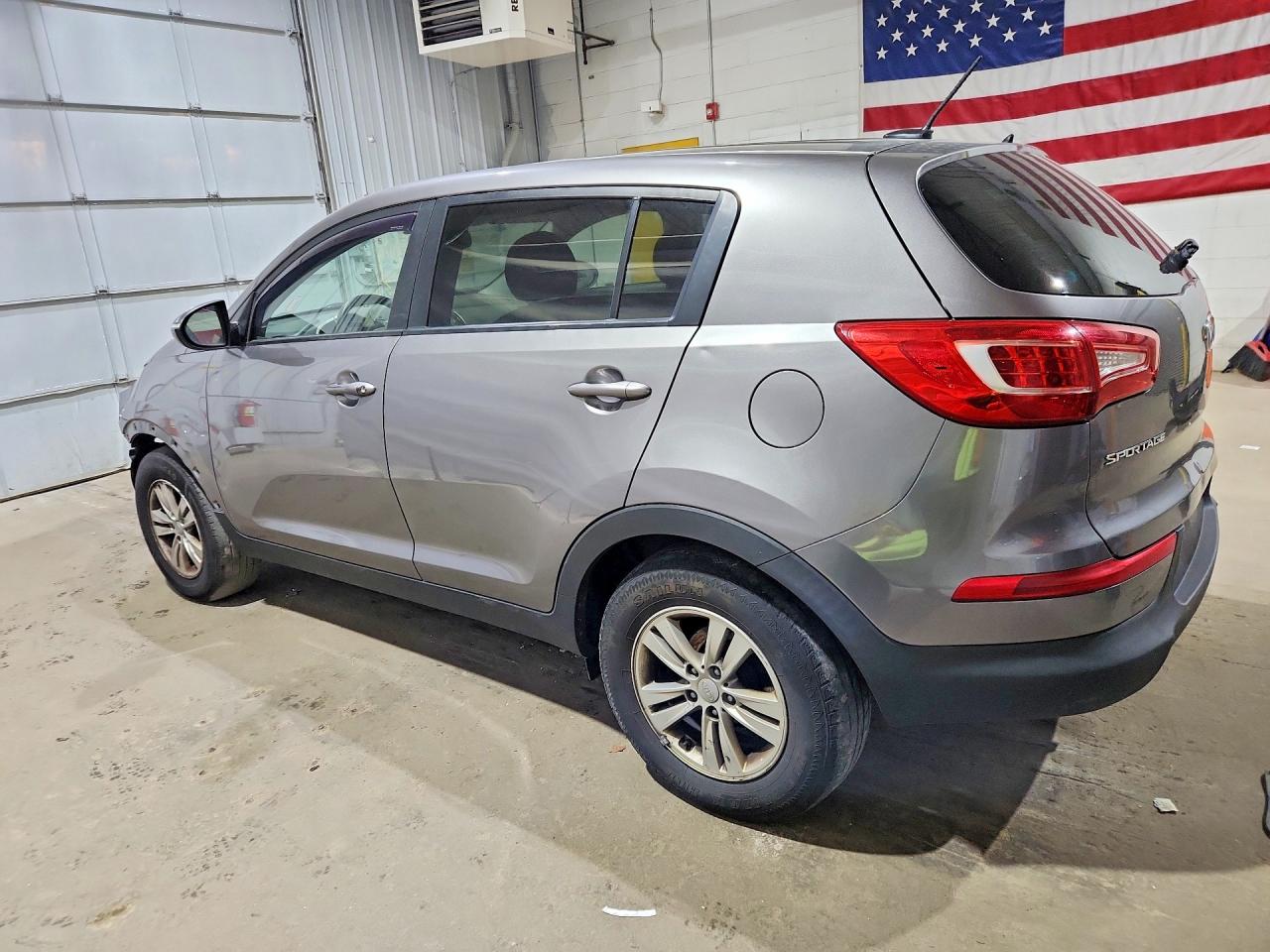 2011 Kia Sportage Lx Серый vin: KNDPB3A24B7075160