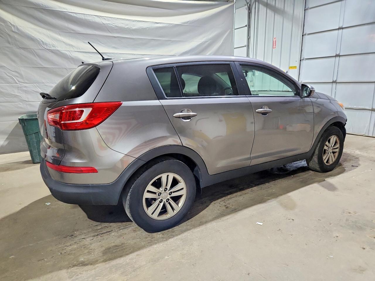 2011 Kia Sportage Lx Серый vin: KNDPB3A24B7075160