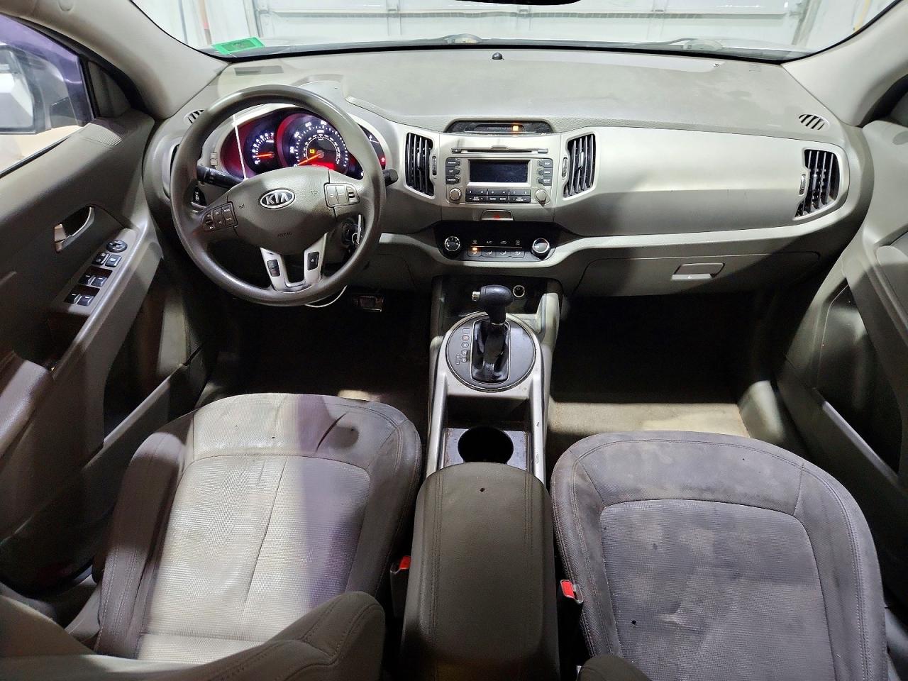 2011 Kia Sportage Lx Серый vin: KNDPB3A24B7075160