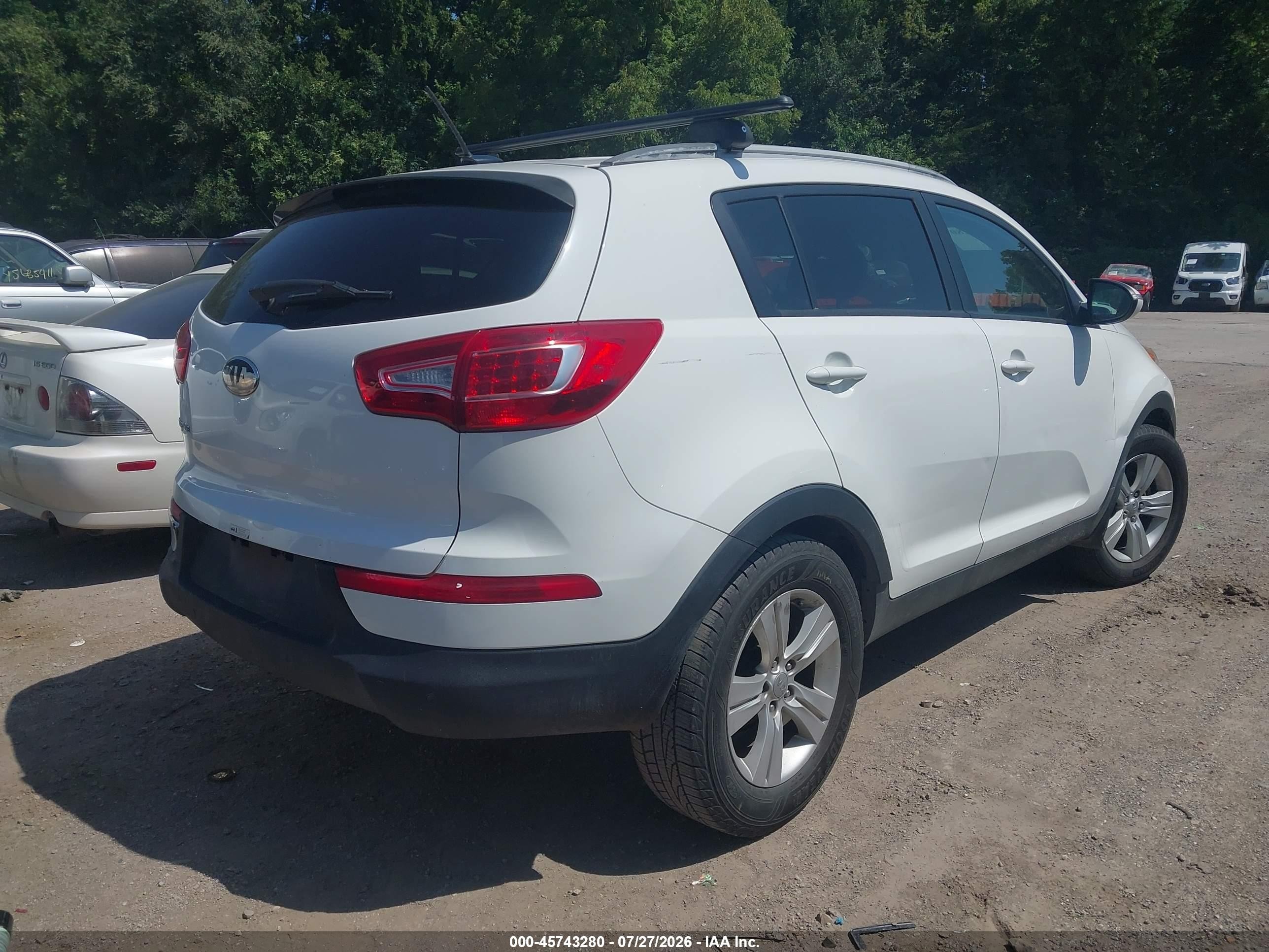 2013 Kia Sportage Lx White vin: KNDPB3A24D7516451