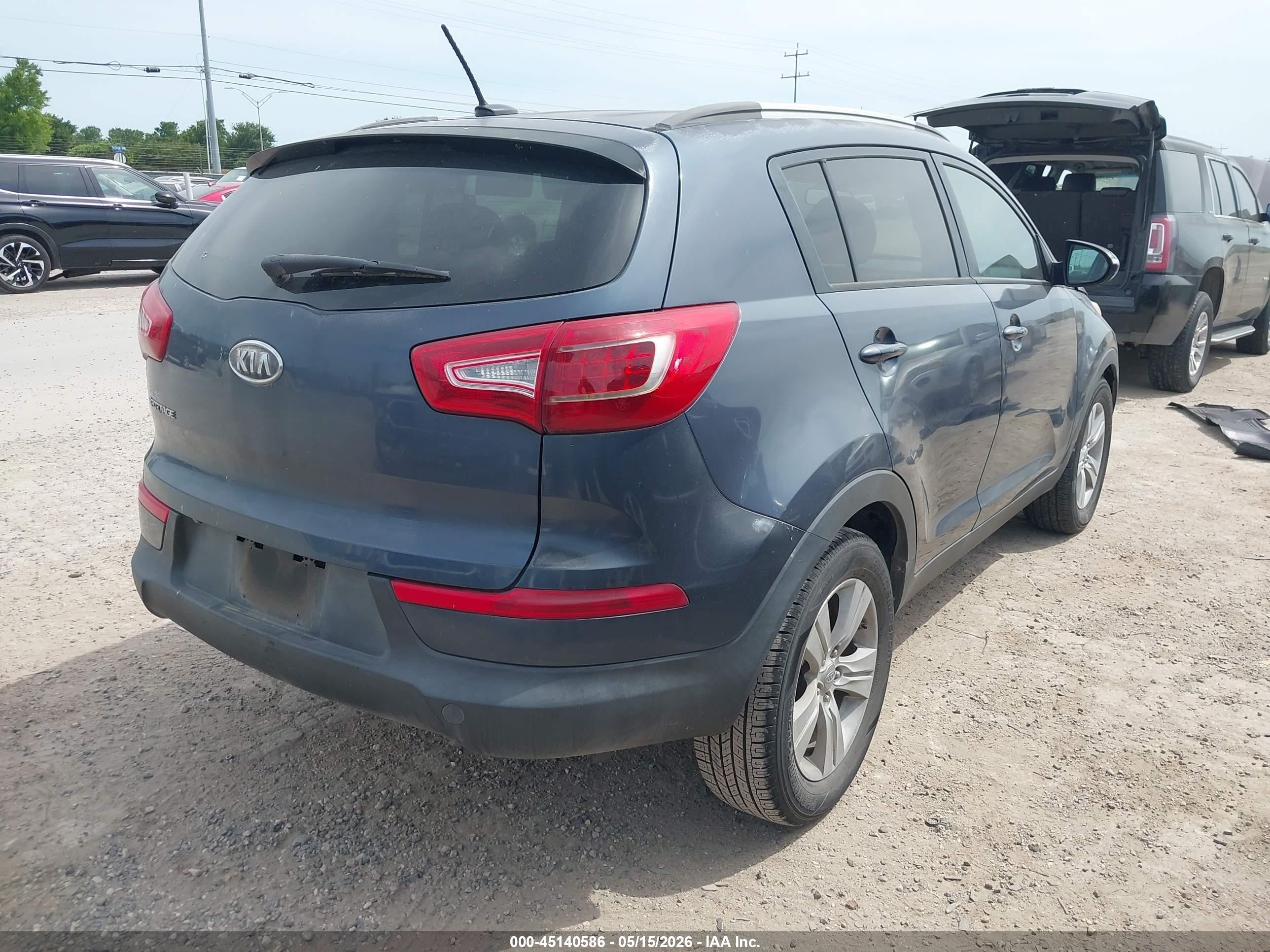 2011 Kia Sportage Lx Blue vin: KNDPB3A25B7030566
