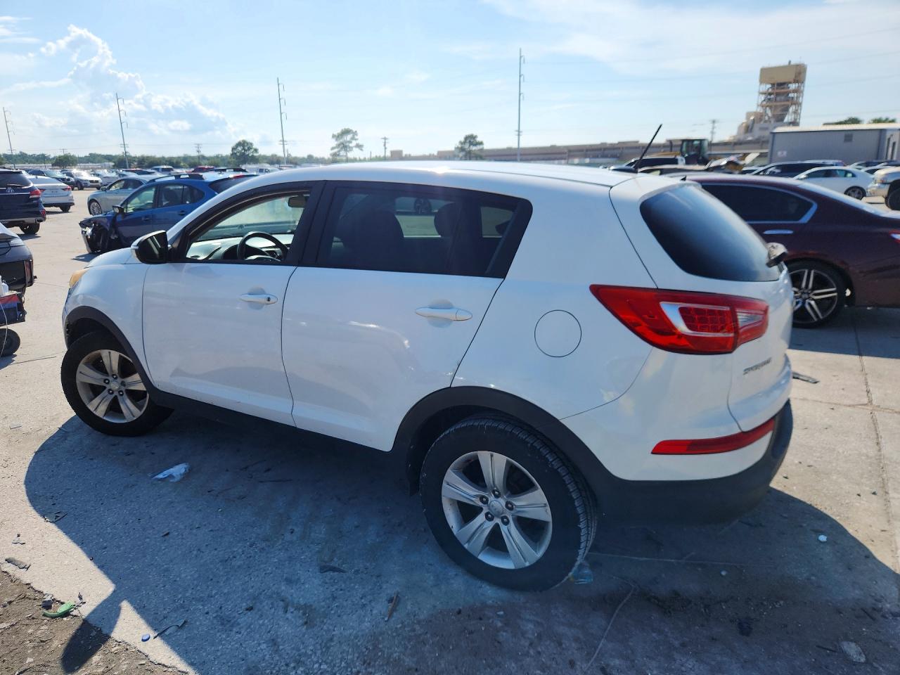 2013 Kia Sportage Lx White vin: KNDPB3A25D7440755