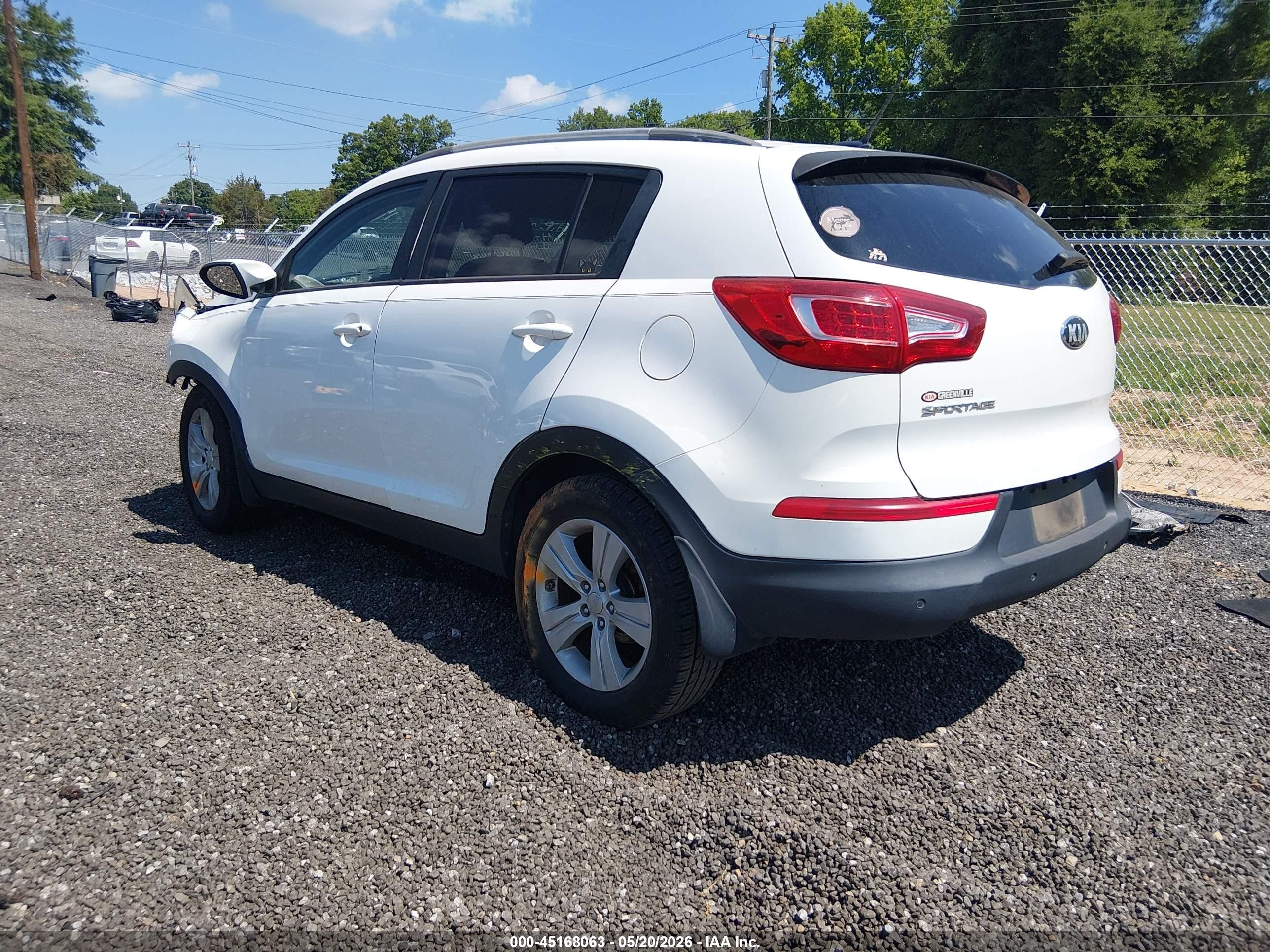 2013 Kia Sportage Lx White vin: KNDPB3A25D7515096