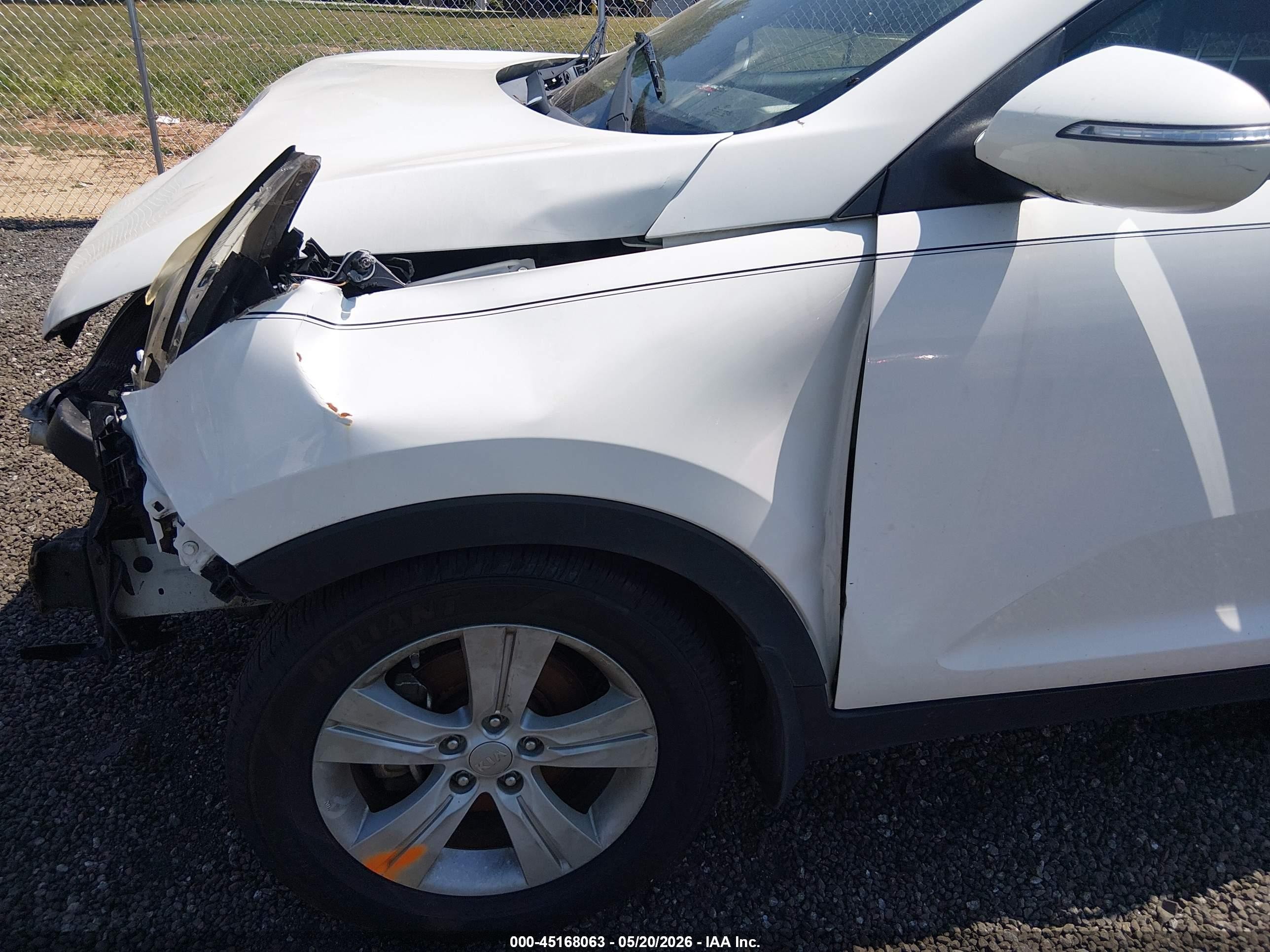 2013 Kia Sportage Lx White vin: KNDPB3A25D7515096