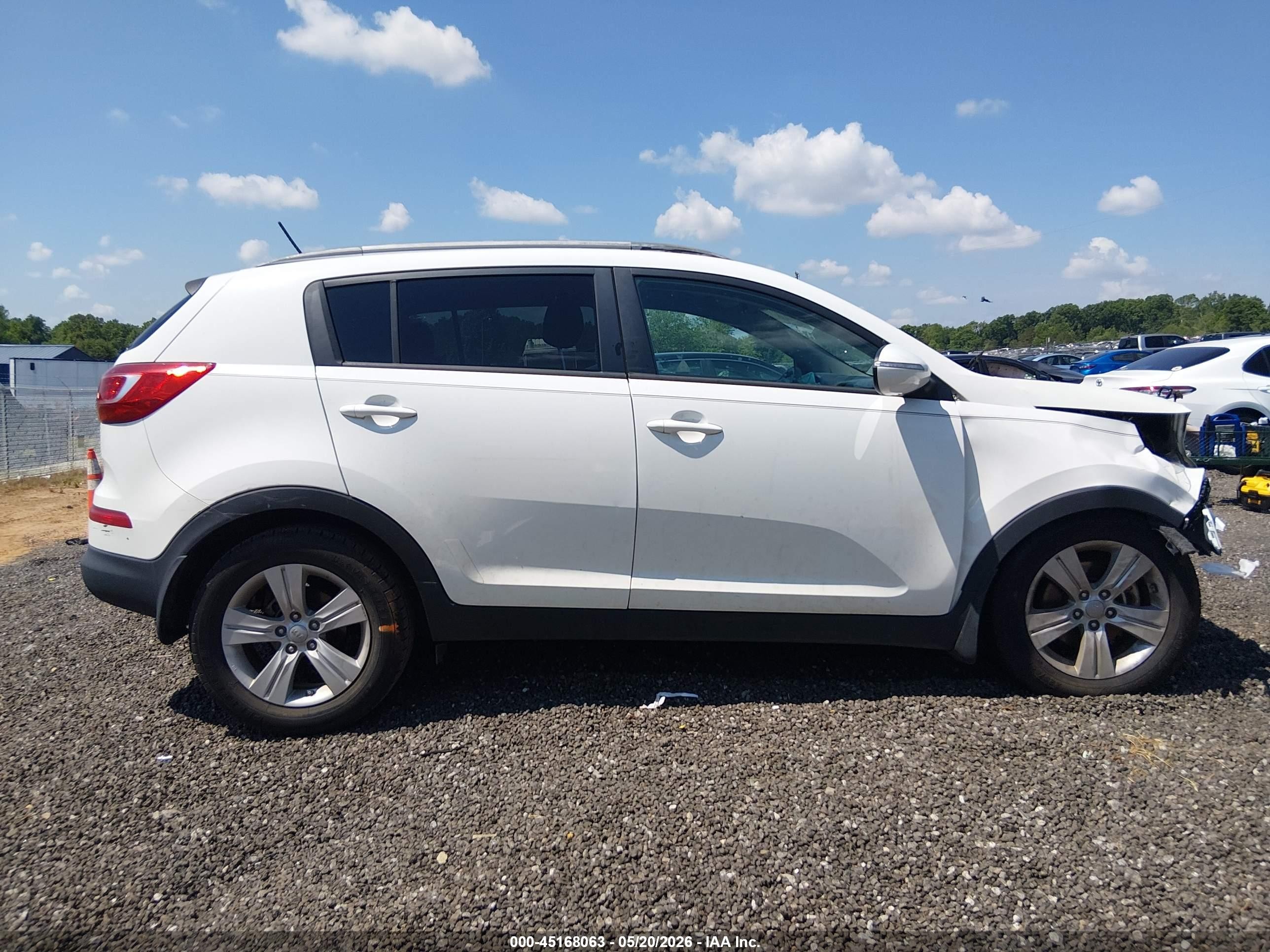 2013 Kia Sportage Lx White vin: KNDPB3A25D7515096