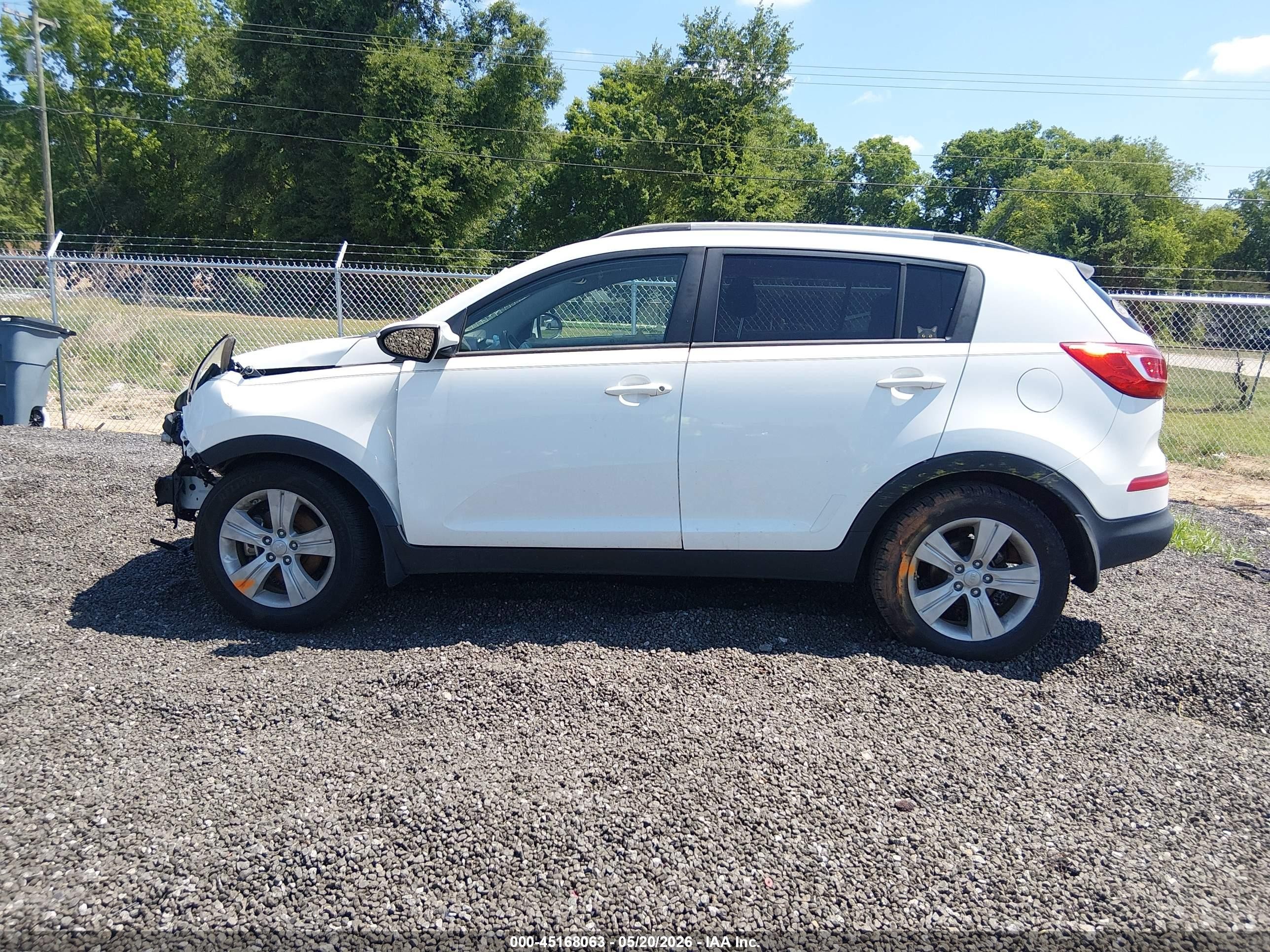 2013 Kia Sportage Lx White vin: KNDPB3A25D7515096