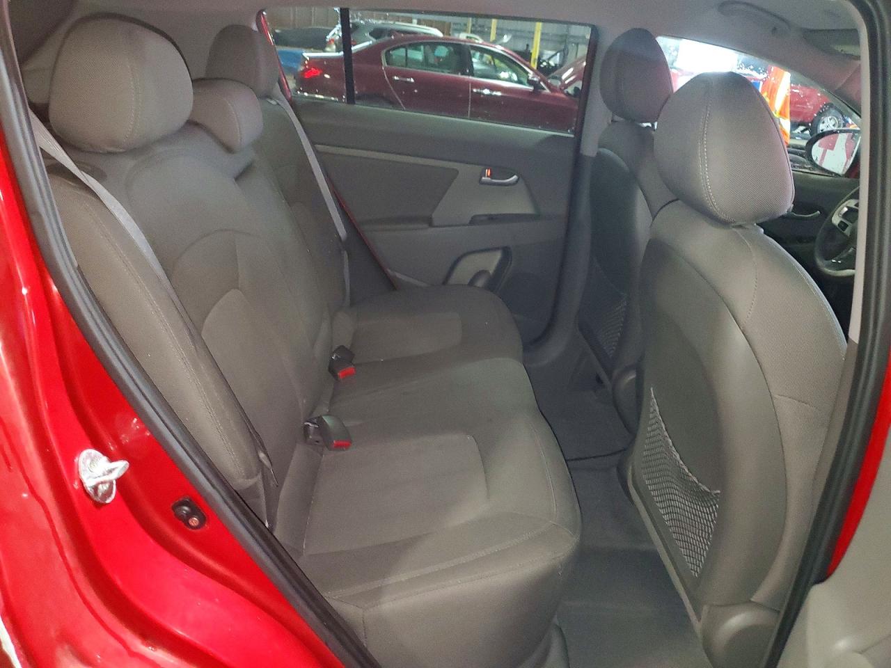 2011 Kia Sportage Lx Red vin: KNDPB3A26B7066296