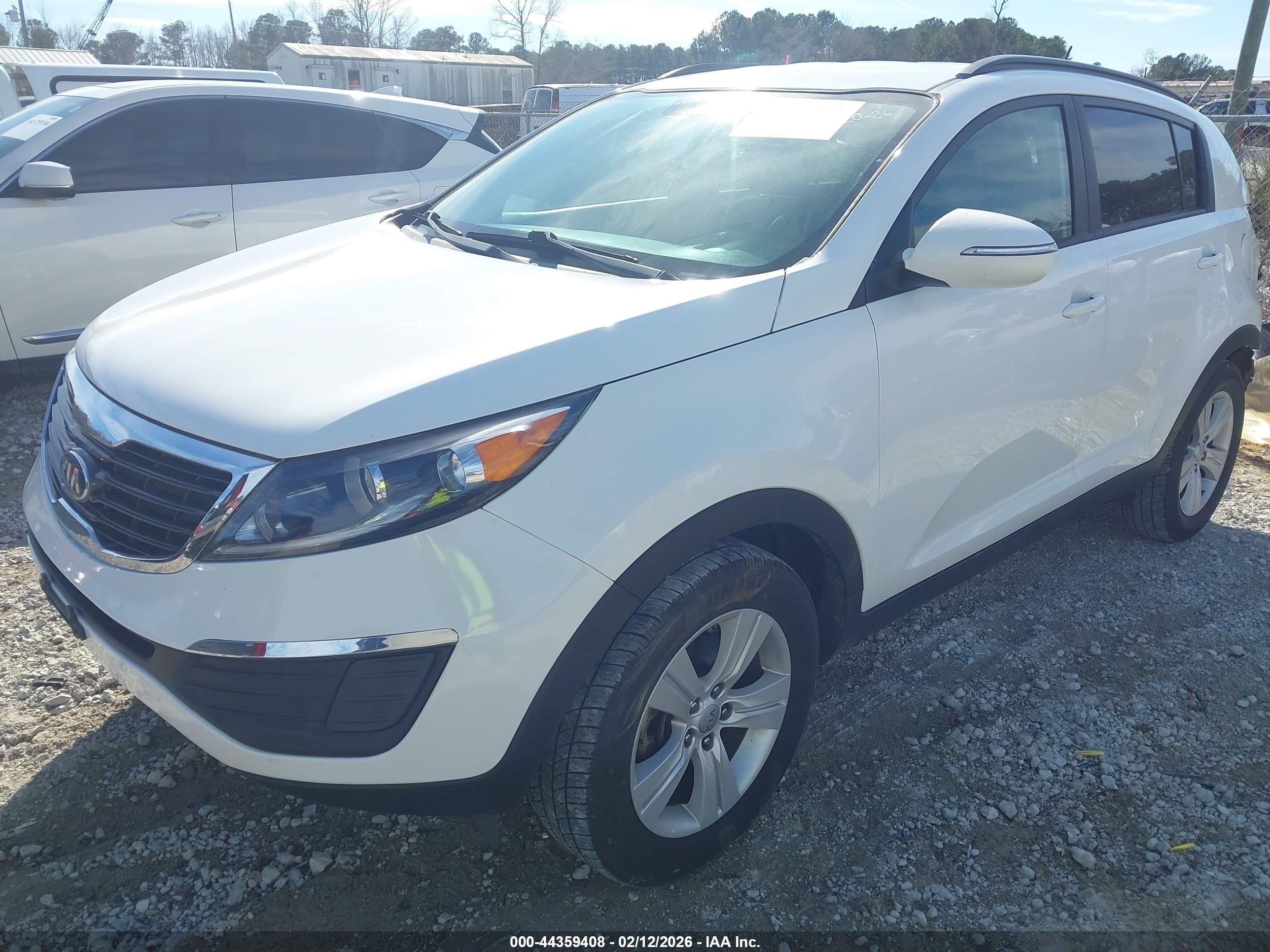 2013 Kia Sportage Lx White vin: KNDPB3A26D7497160