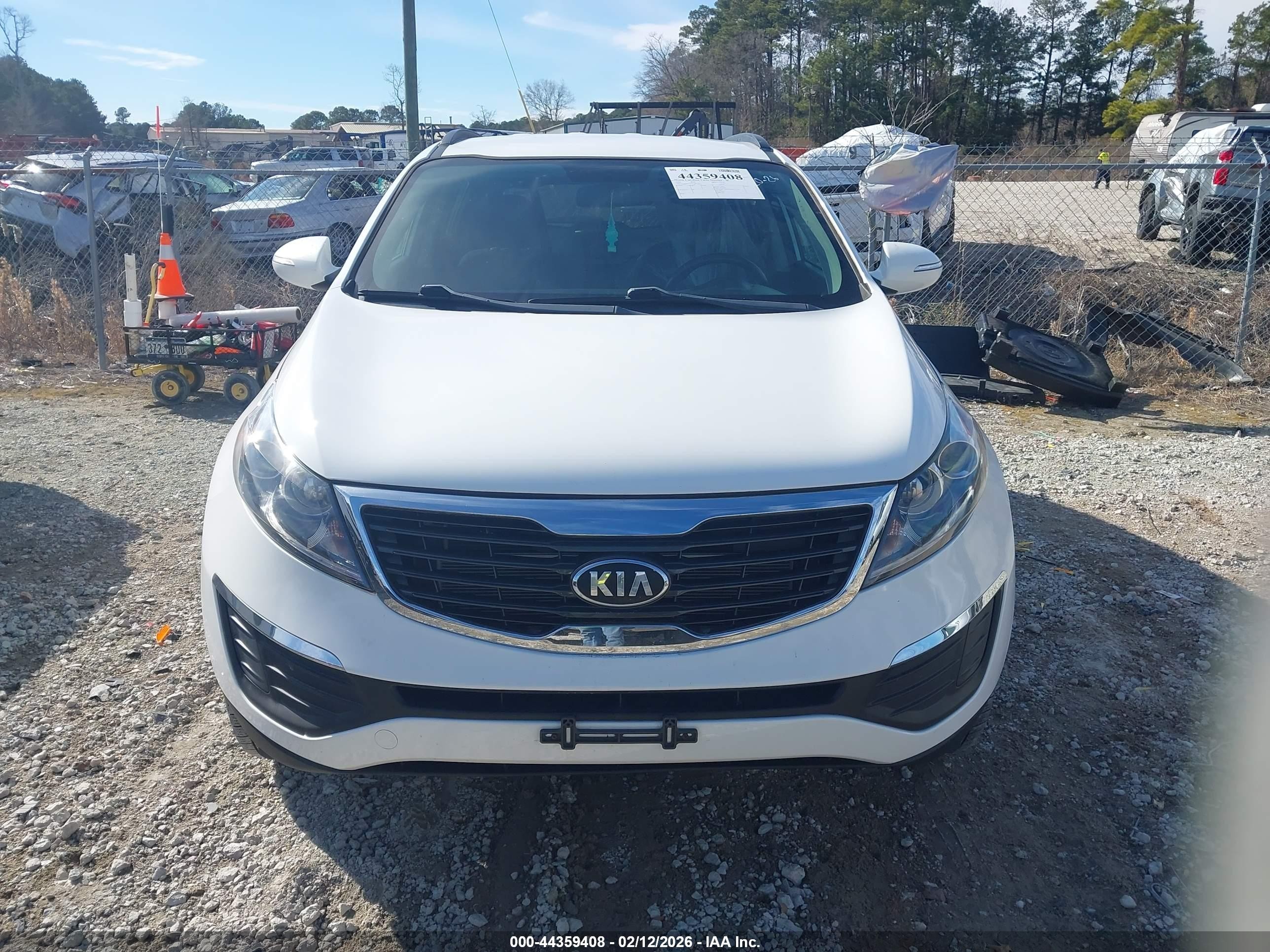 2013 Kia Sportage Lx White vin: KNDPB3A26D7497160
