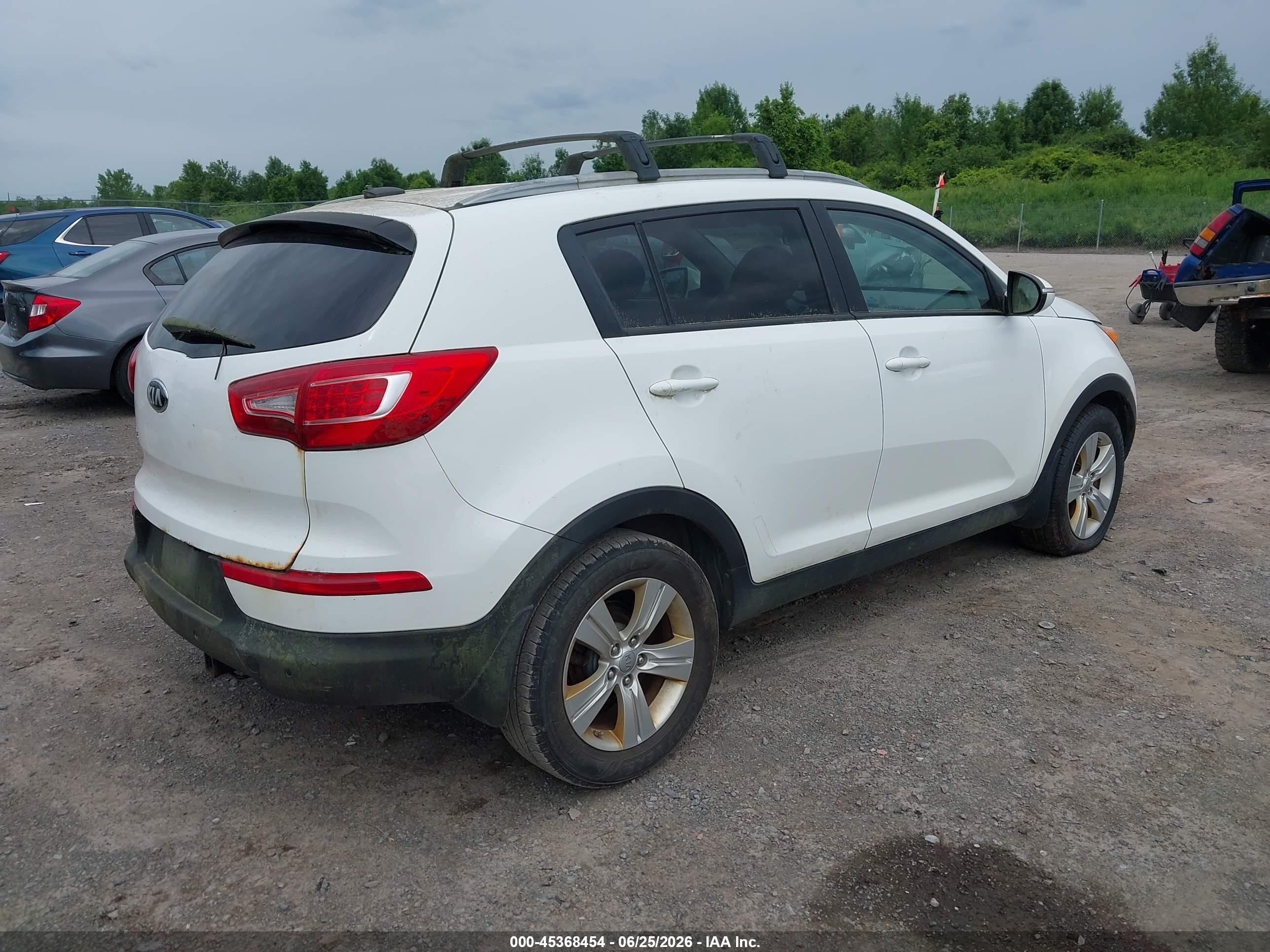 2013 Kia Sportage Lx White vin: KNDPB3A26D7539052