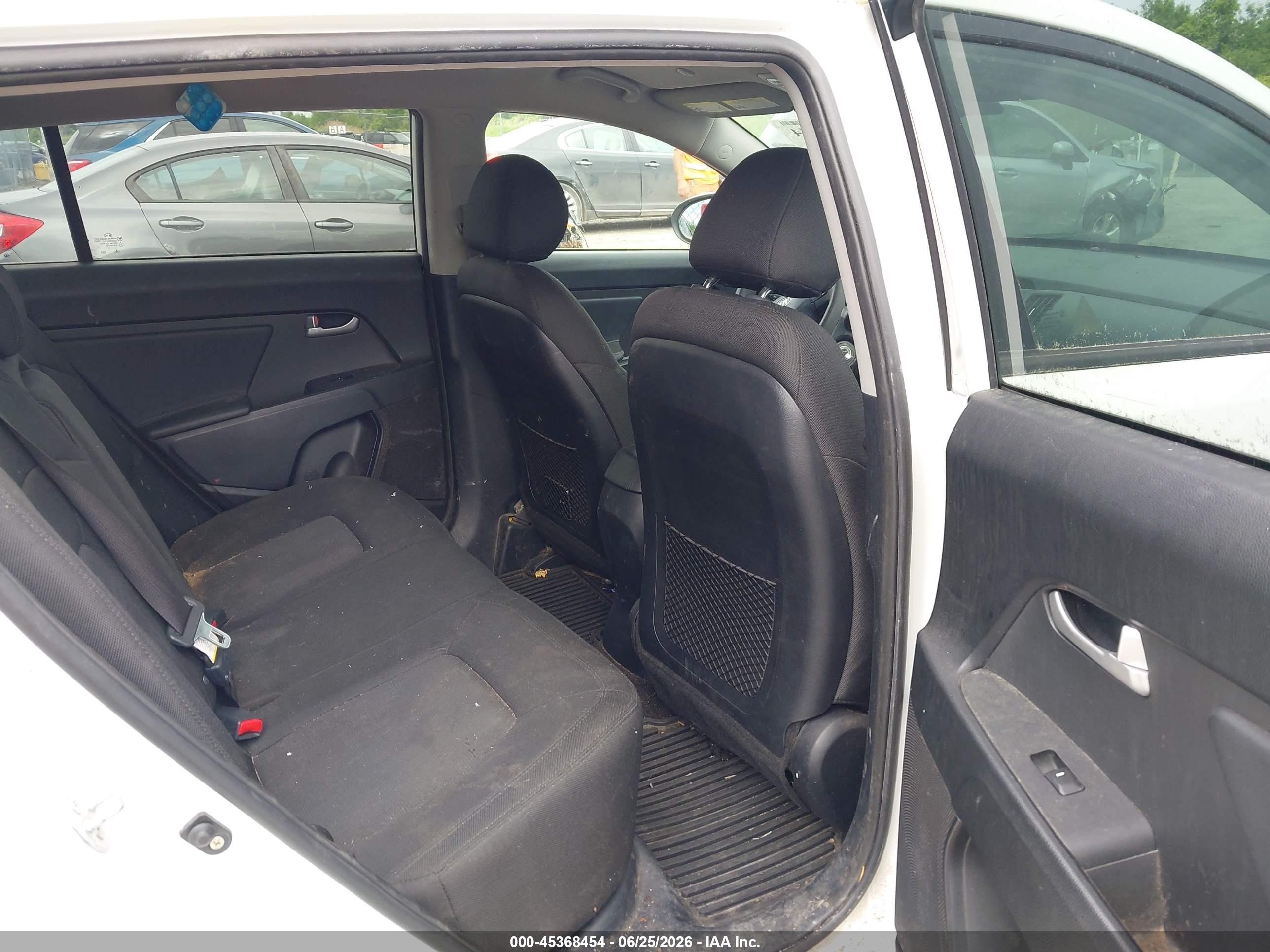 2013 Kia Sportage Lx White vin: KNDPB3A26D7539052