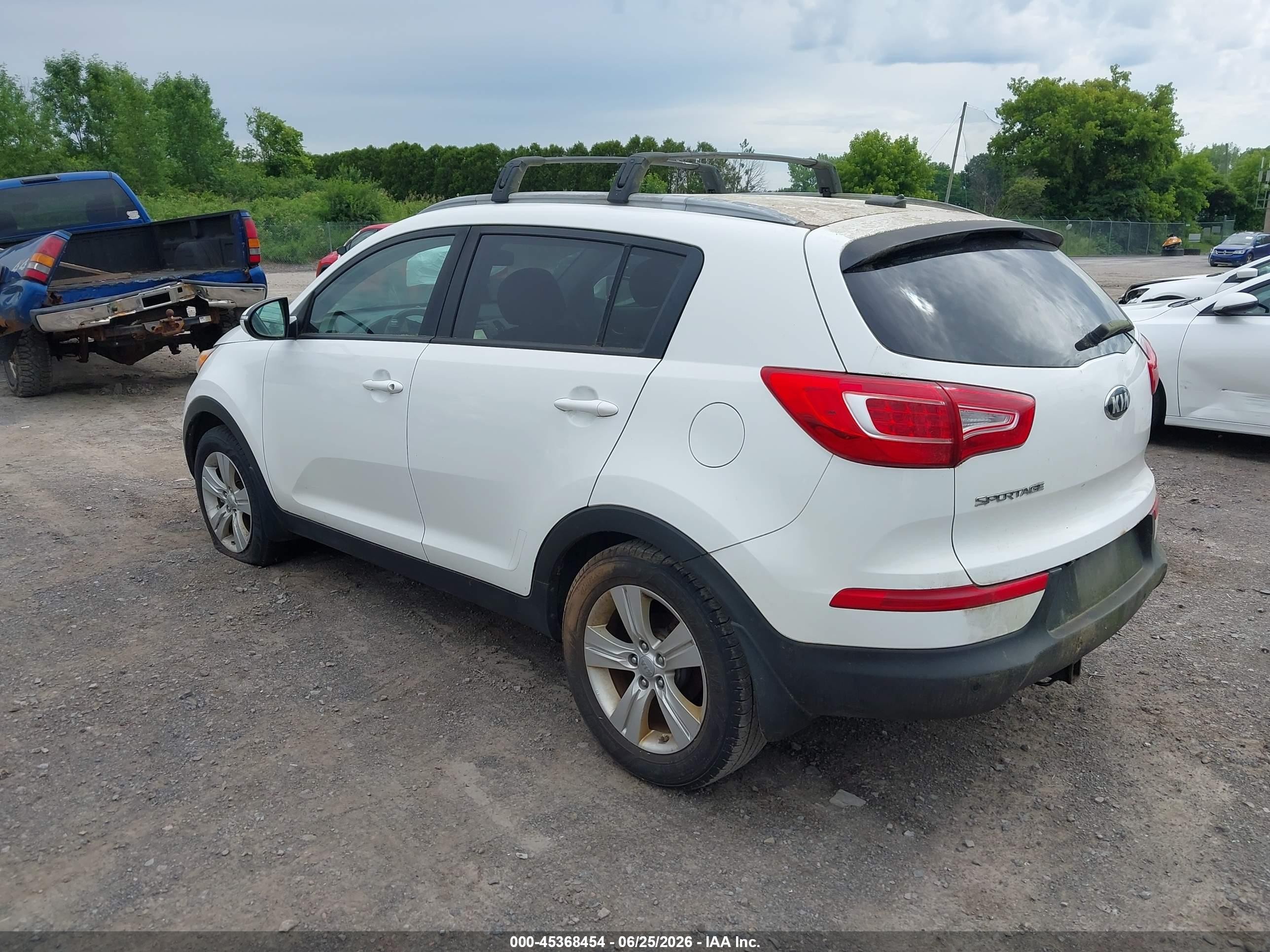 2013 Kia Sportage Lx White vin: KNDPB3A26D7539052