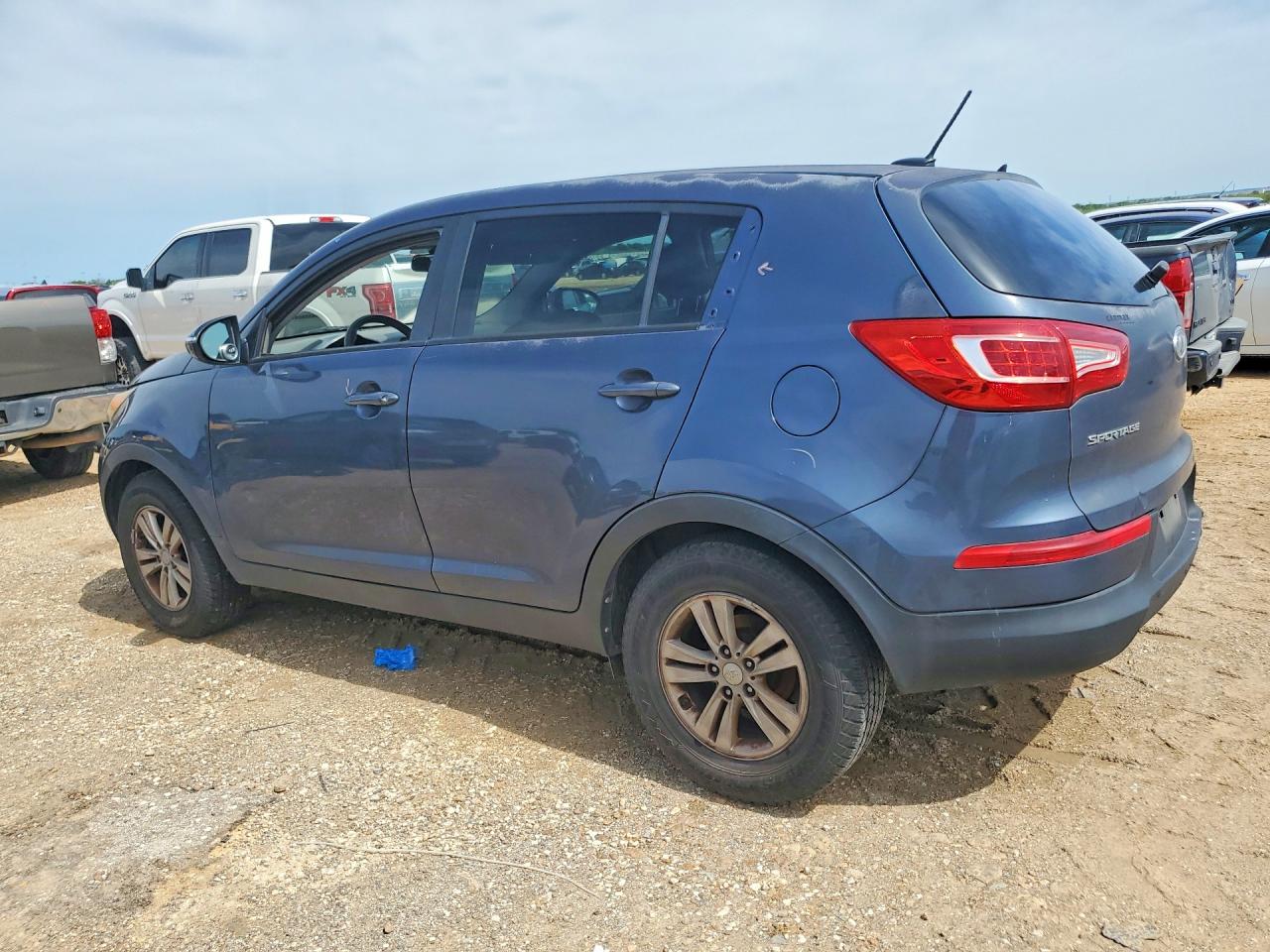 2011 Kia Sportage Lx Blue vin: KNDPB3A27B7044307