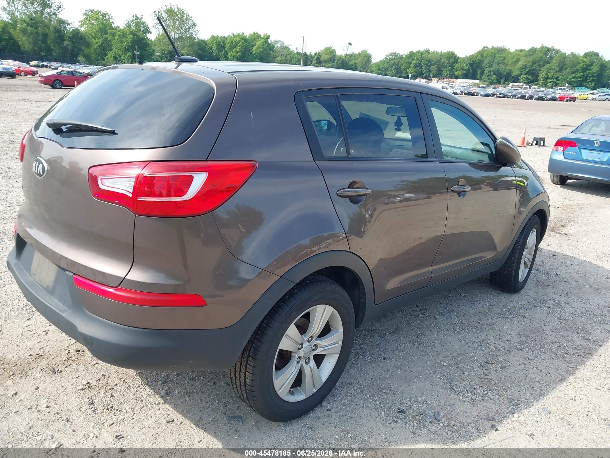 2013 Kia Sportage Lx Brown vin: KNDPB3A27D7518386