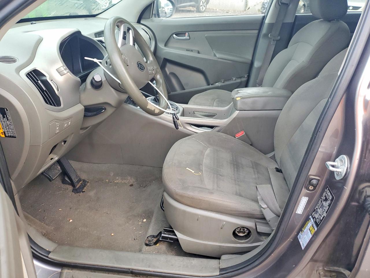 2011 Kia Sportage Lx Серый vin: KNDPB3A28B7012949