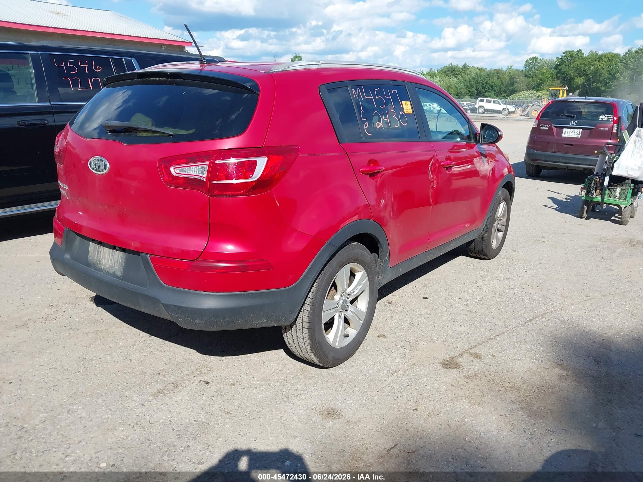 2011 Kia Sportage Lx Красный vin: KNDPB3A28B7031629