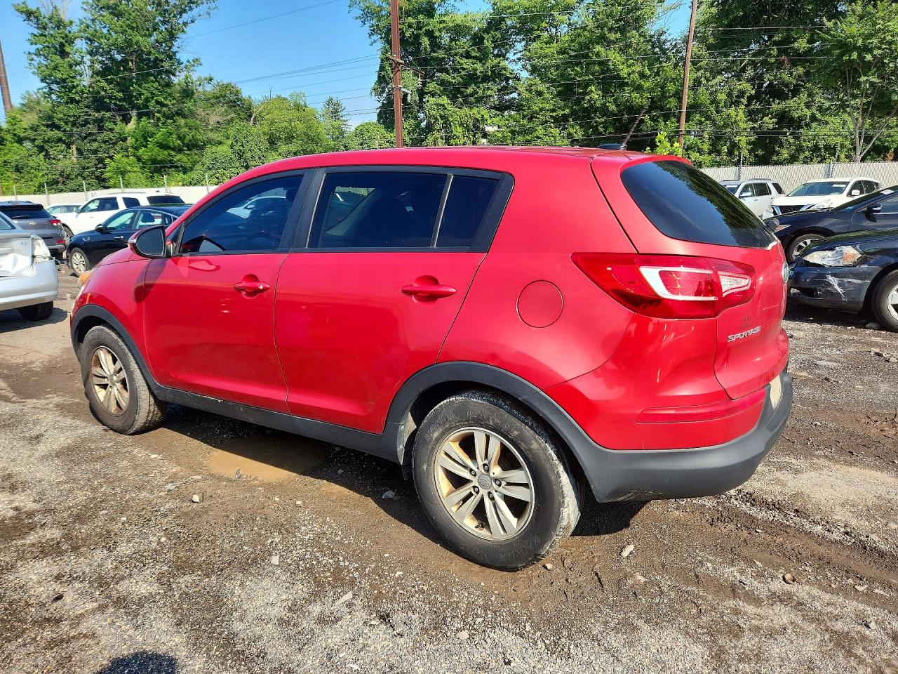 2011 Kia Sportage Lx Red vin: KNDPB3A28B7059737