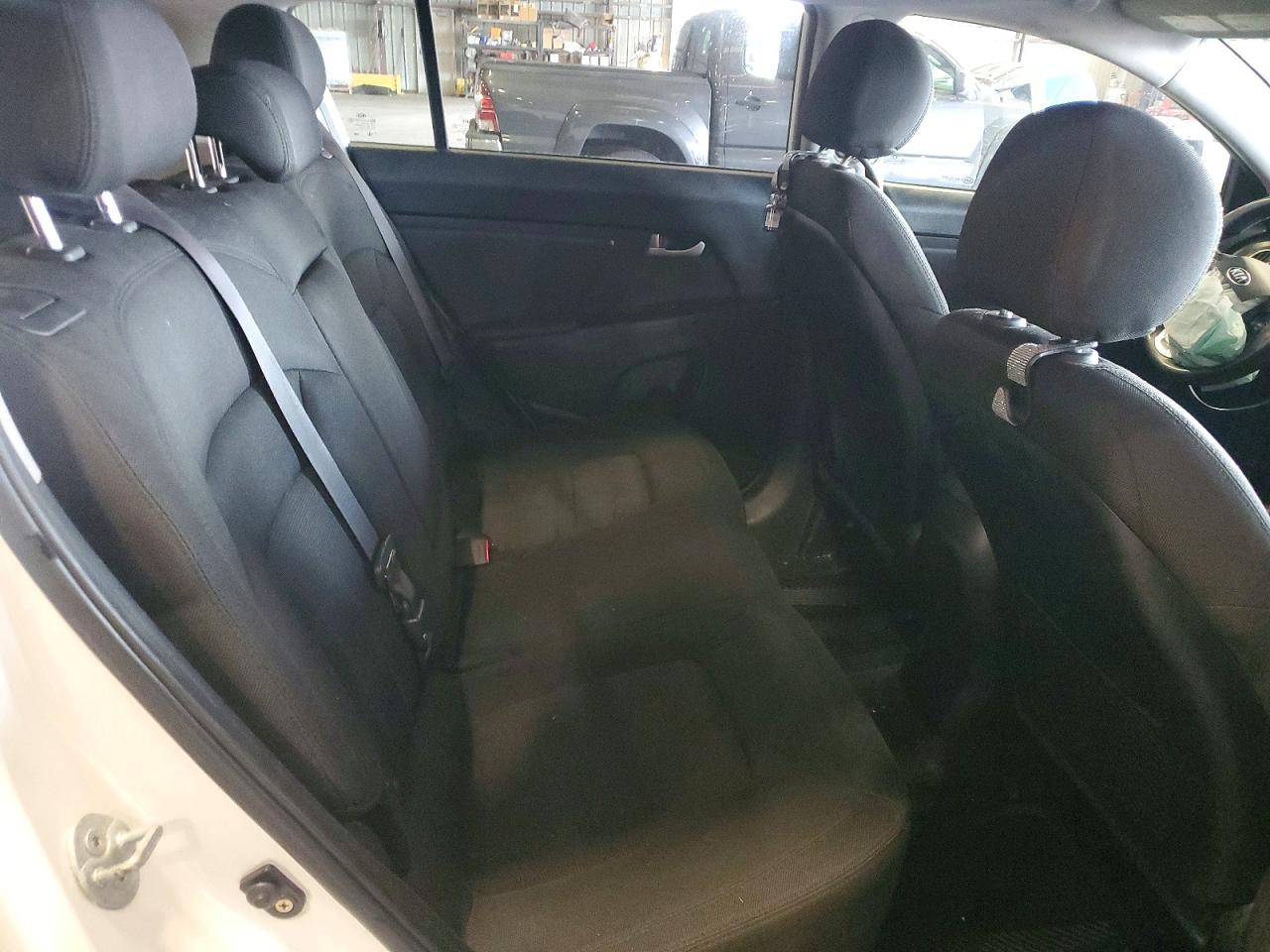 2013 Kia Sportage Lx White vin: KNDPB3A28D7493577