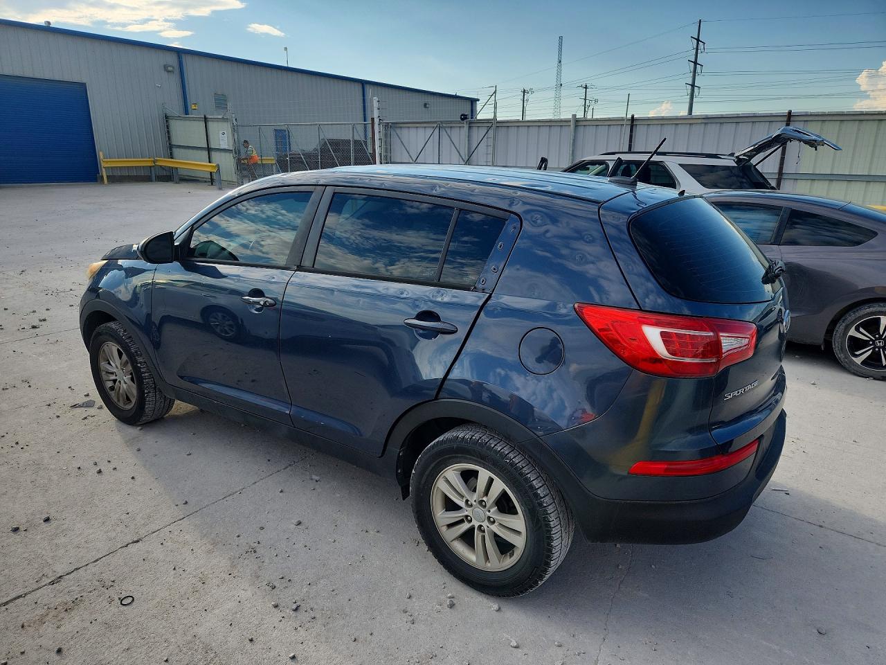 2011 Kia Sportage Lx Blue vin: KNDPB3A29B7018663