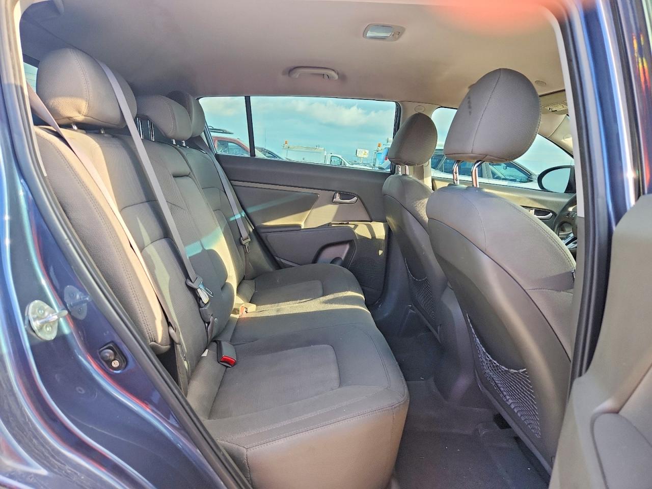 2011 Kia Sportage Lx Blue vin: KNDPB3A29B7018663