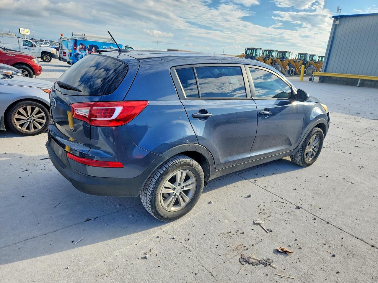2011 Kia Sportage Lx Blue vin: KNDPB3A29B7018663
