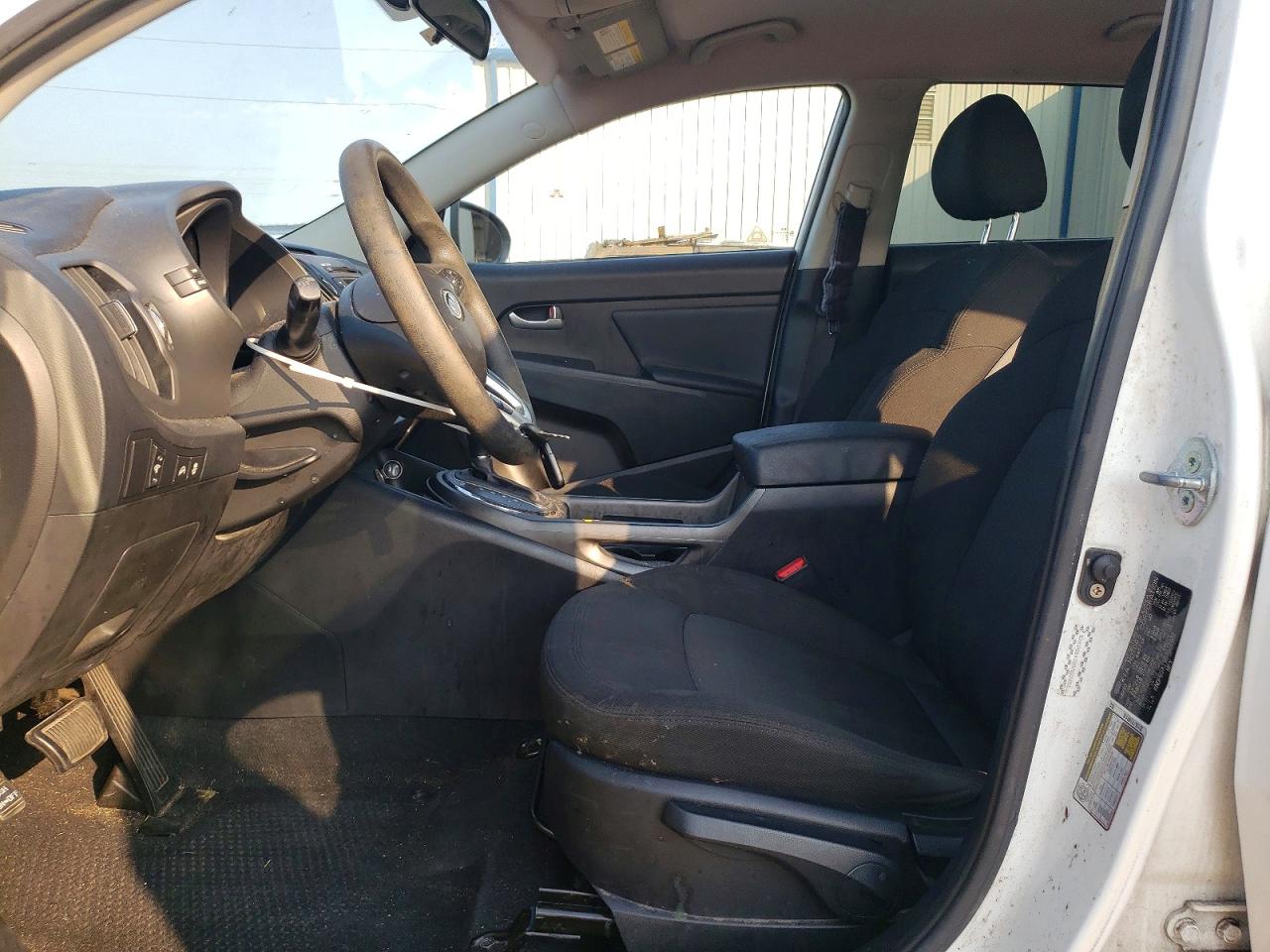 2011 Kia Sportage Lx White vin: KNDPB3A29B7022082