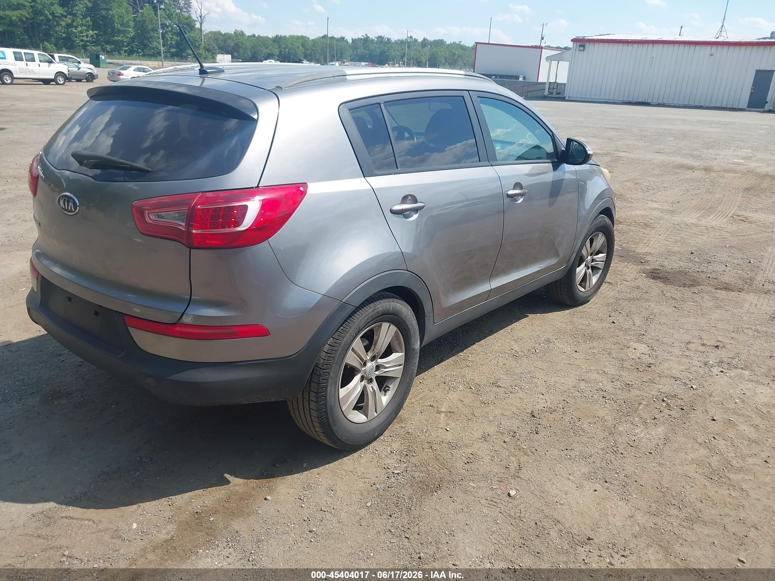 2011 Kia Sportage Lx Gray vin: KNDPB3A29B7031932