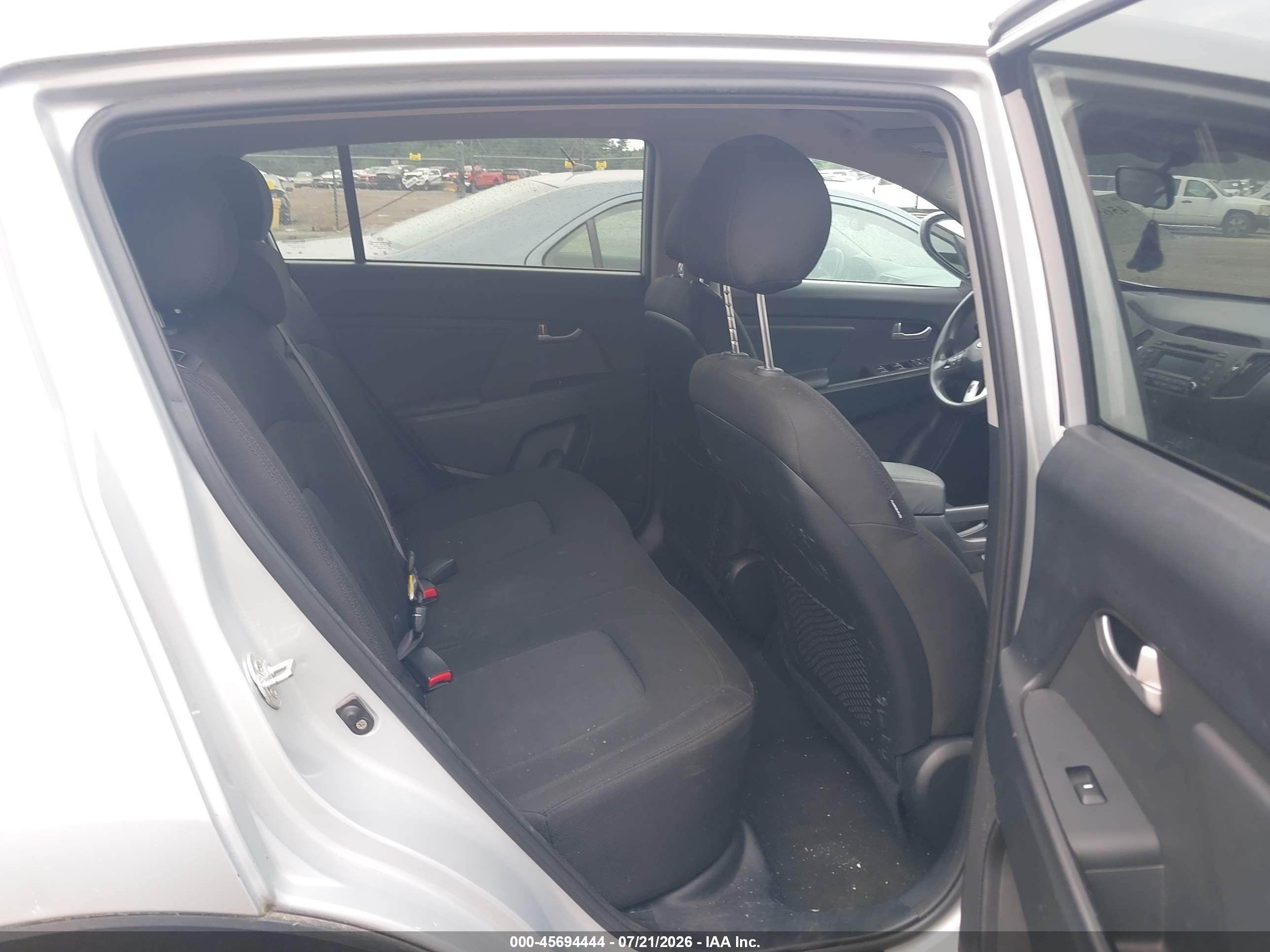 2012 Kia Sportage Lx Серебряный vin: KNDPB3A29C7310766