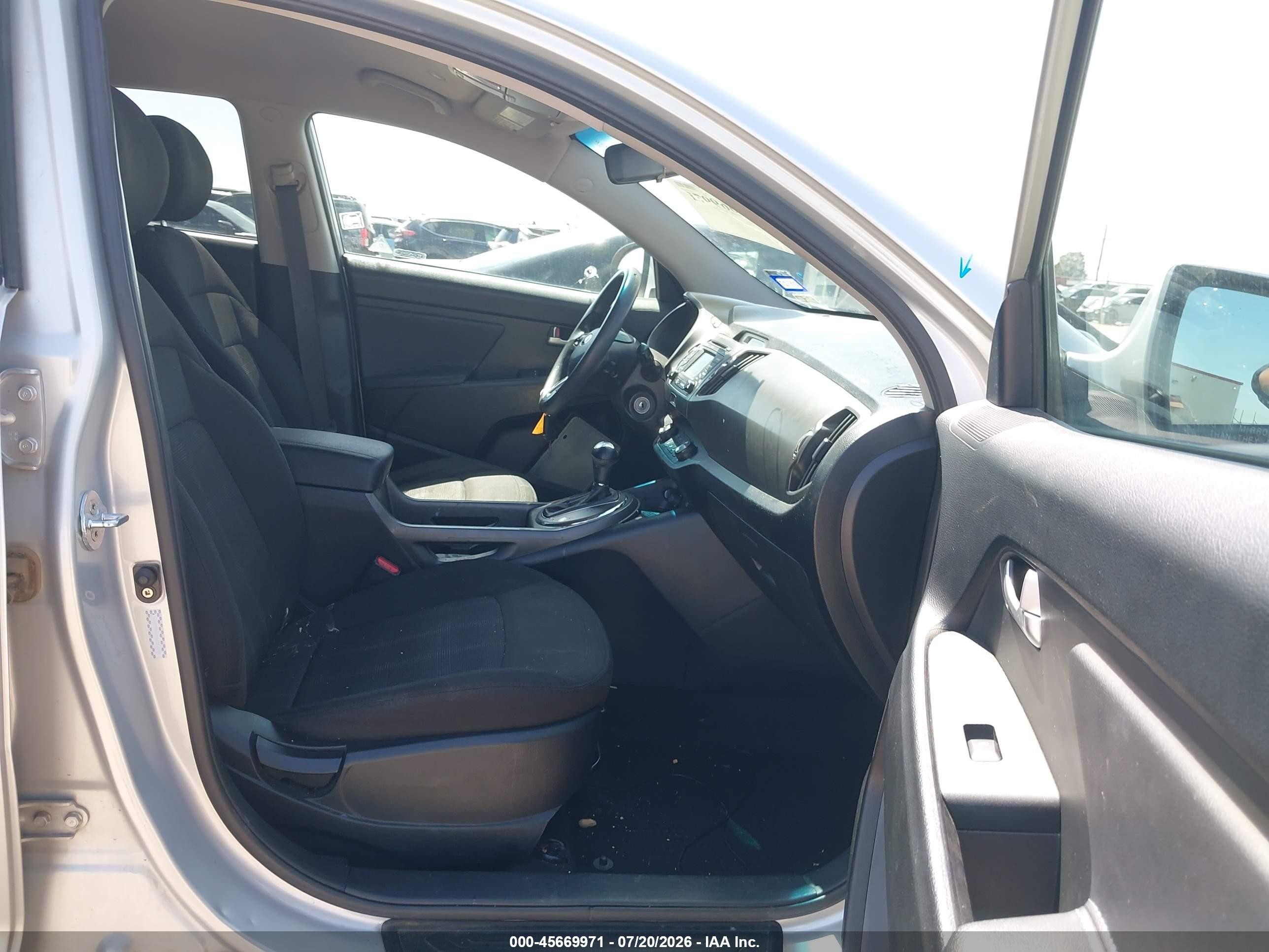 2013 Kia Sportage Lx Серебряный vin: KNDPB3A29D7354686