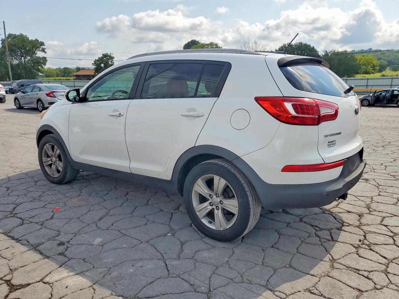 2013 Kia Sportage Lx Белый vin: KNDPB3A29D7397618