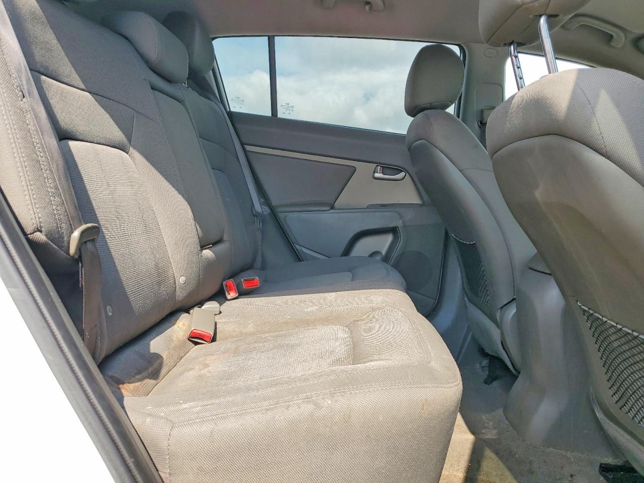 2013 Kia Sportage Lx Белый vin: KNDPB3A29D7397618