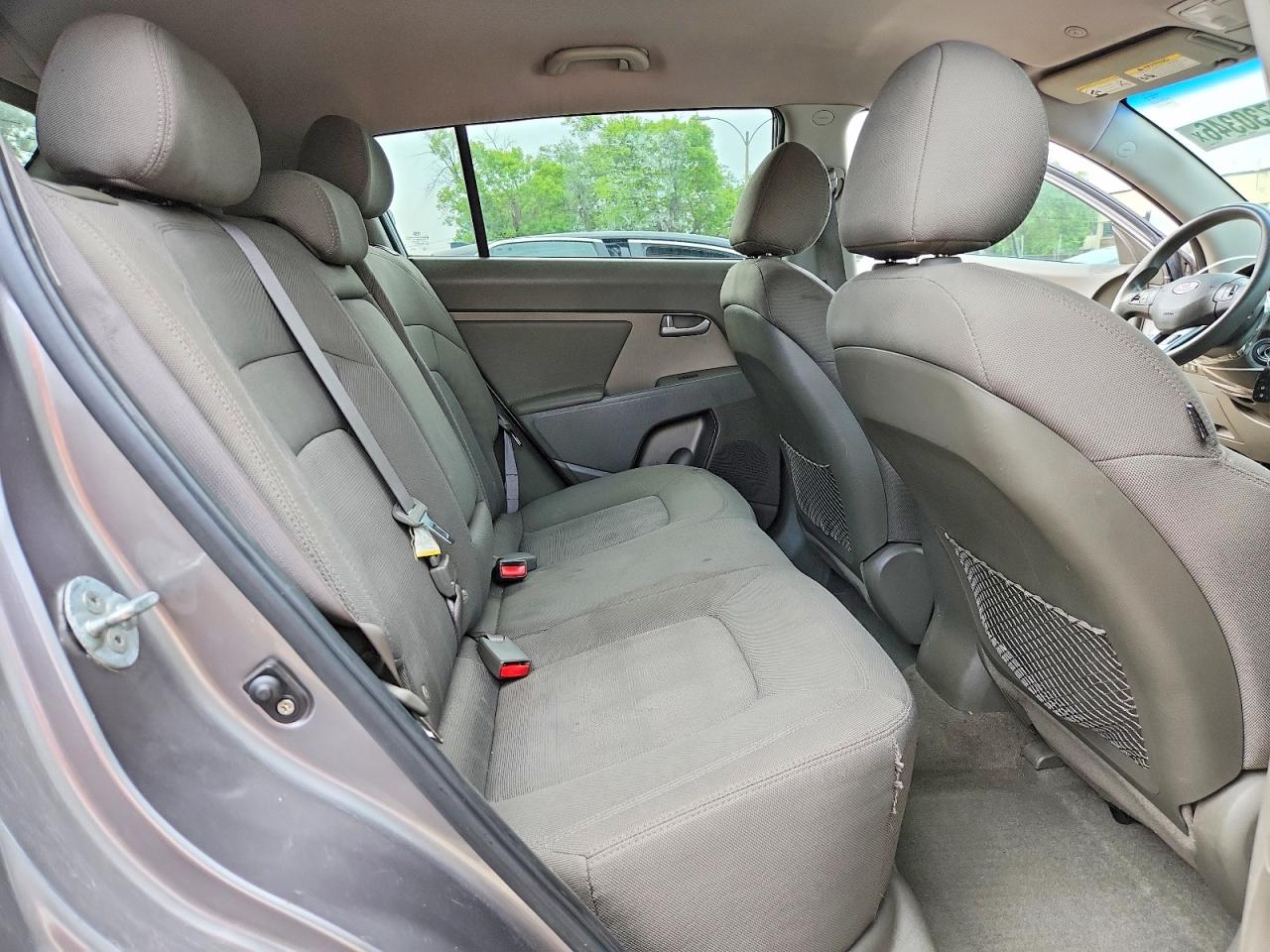 2011 Kia Sportage Lx Gray vin: KNDPB3A2XB7054619