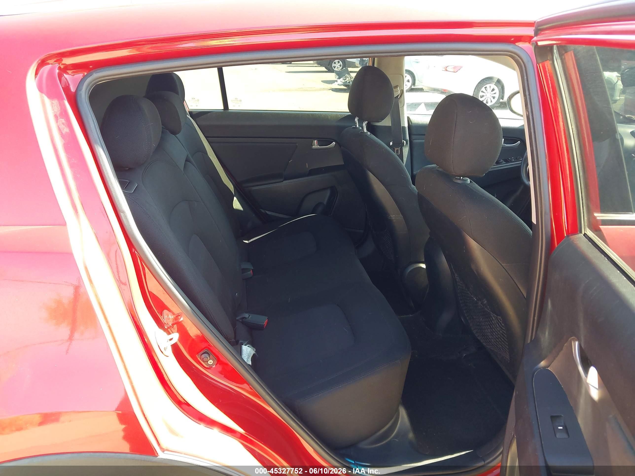 2011 Kia Sportage Lx Red vin: KNDPB3A2XB7078046