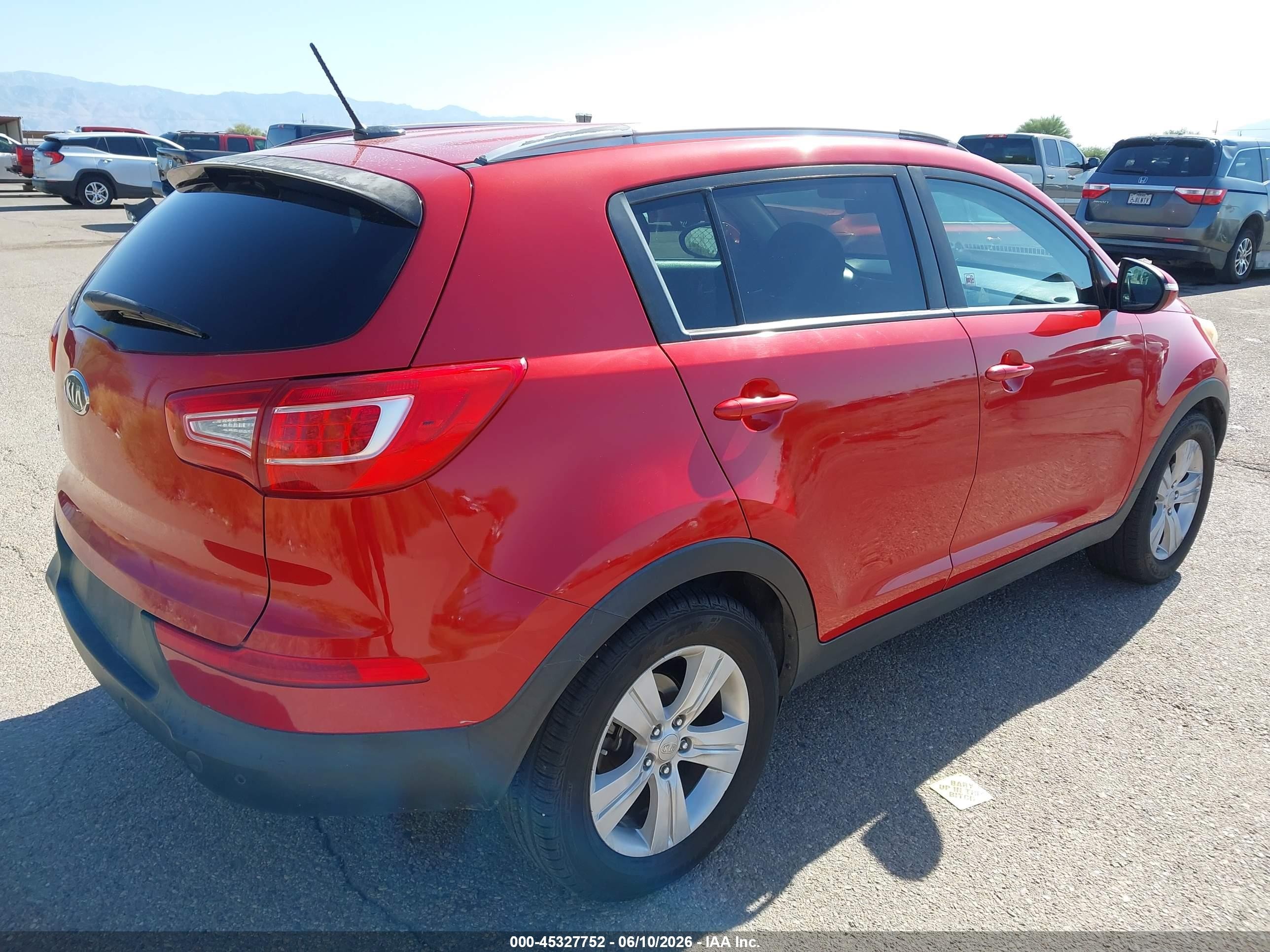 2011 Kia Sportage Lx Red vin: KNDPB3A2XB7078046