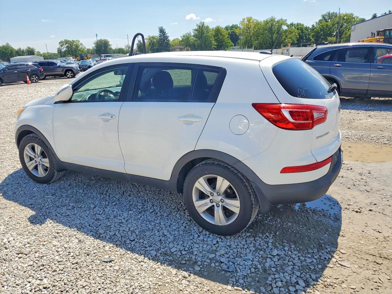2013 Kia Sportage Lx White vin: KNDPB3A2XD7420873