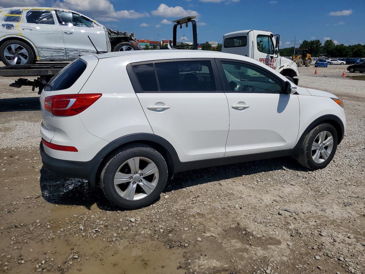 2013 Kia Sportage Lx White vin: KNDPB3A2XD7420873
