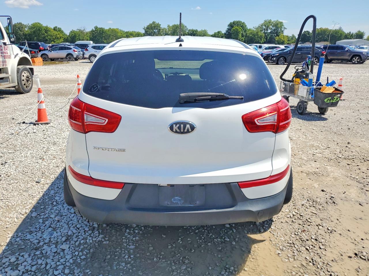 2013 Kia Sportage Lx White vin: KNDPB3A2XD7420873