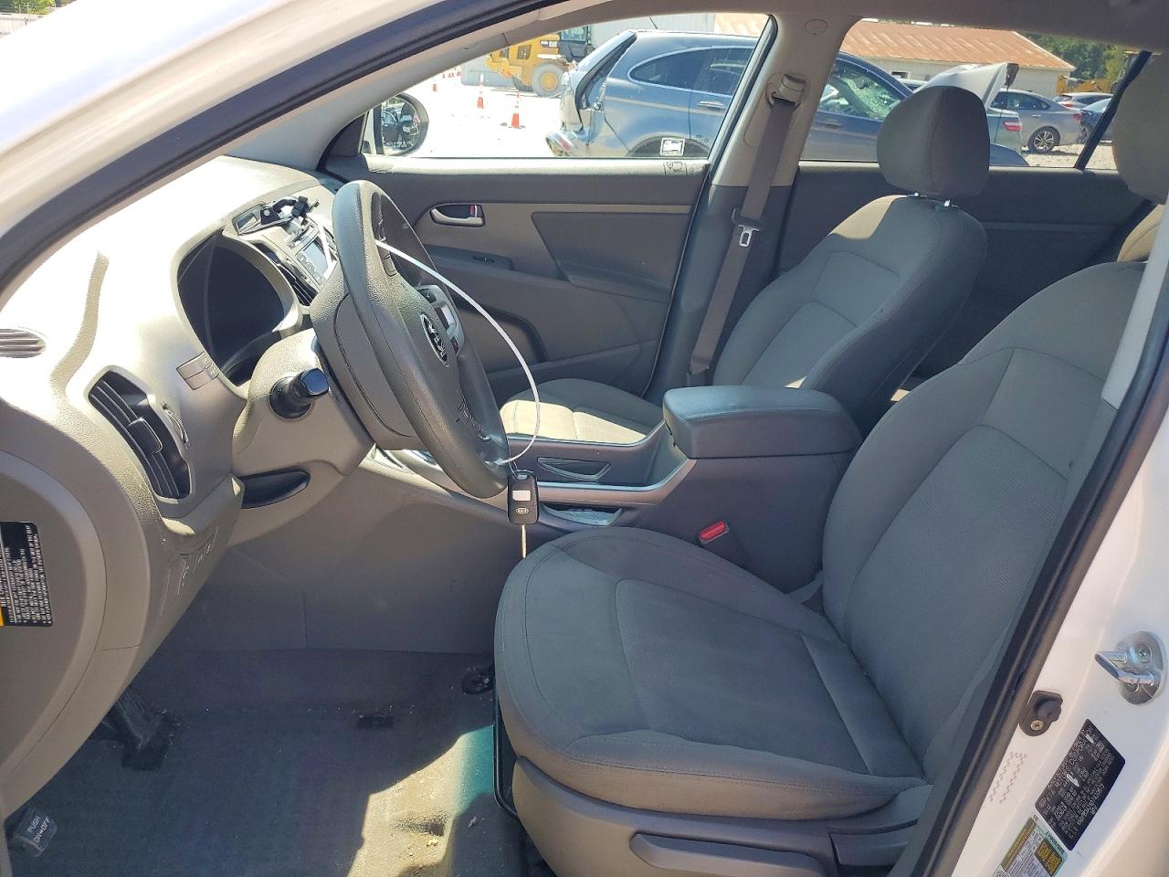 2013 Kia Sportage Lx White vin: KNDPB3A2XD7420873
