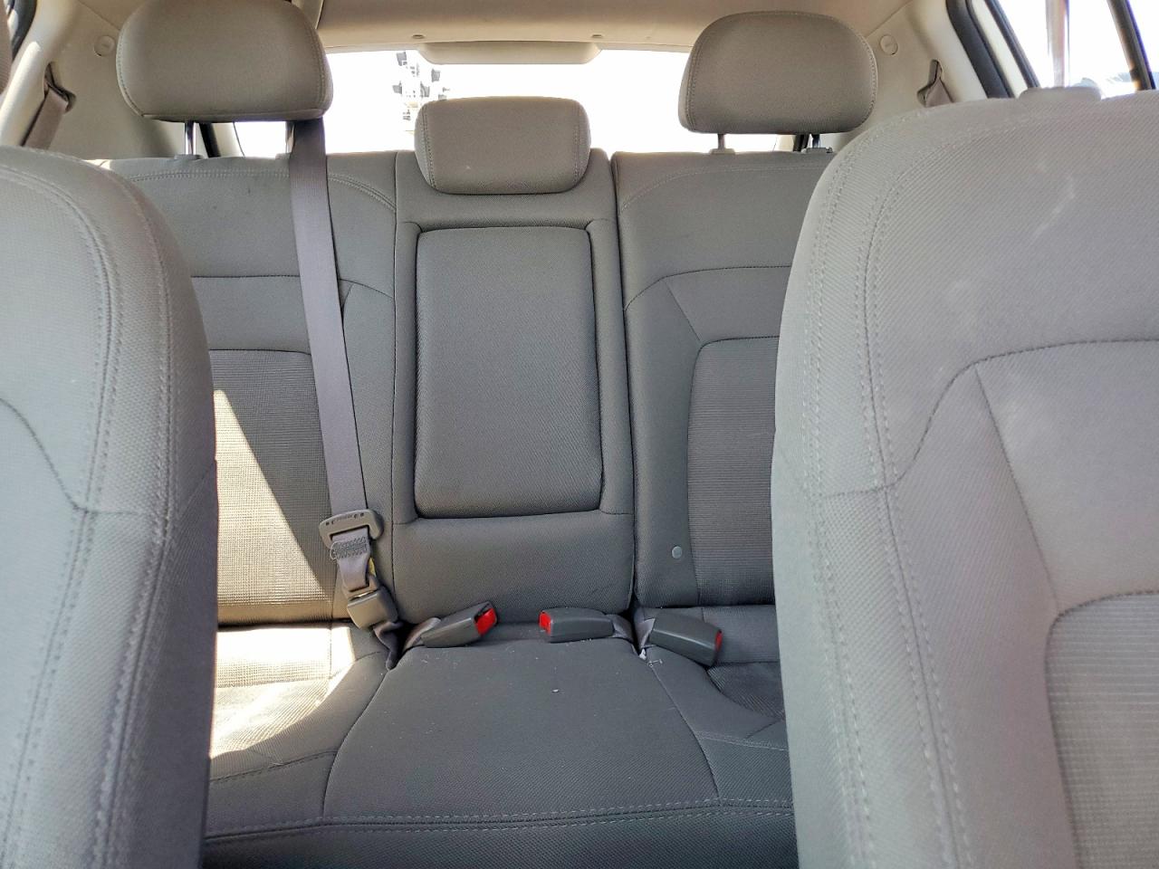 2013 Kia Sportage Lx White vin: KNDPB3A2XD7420873