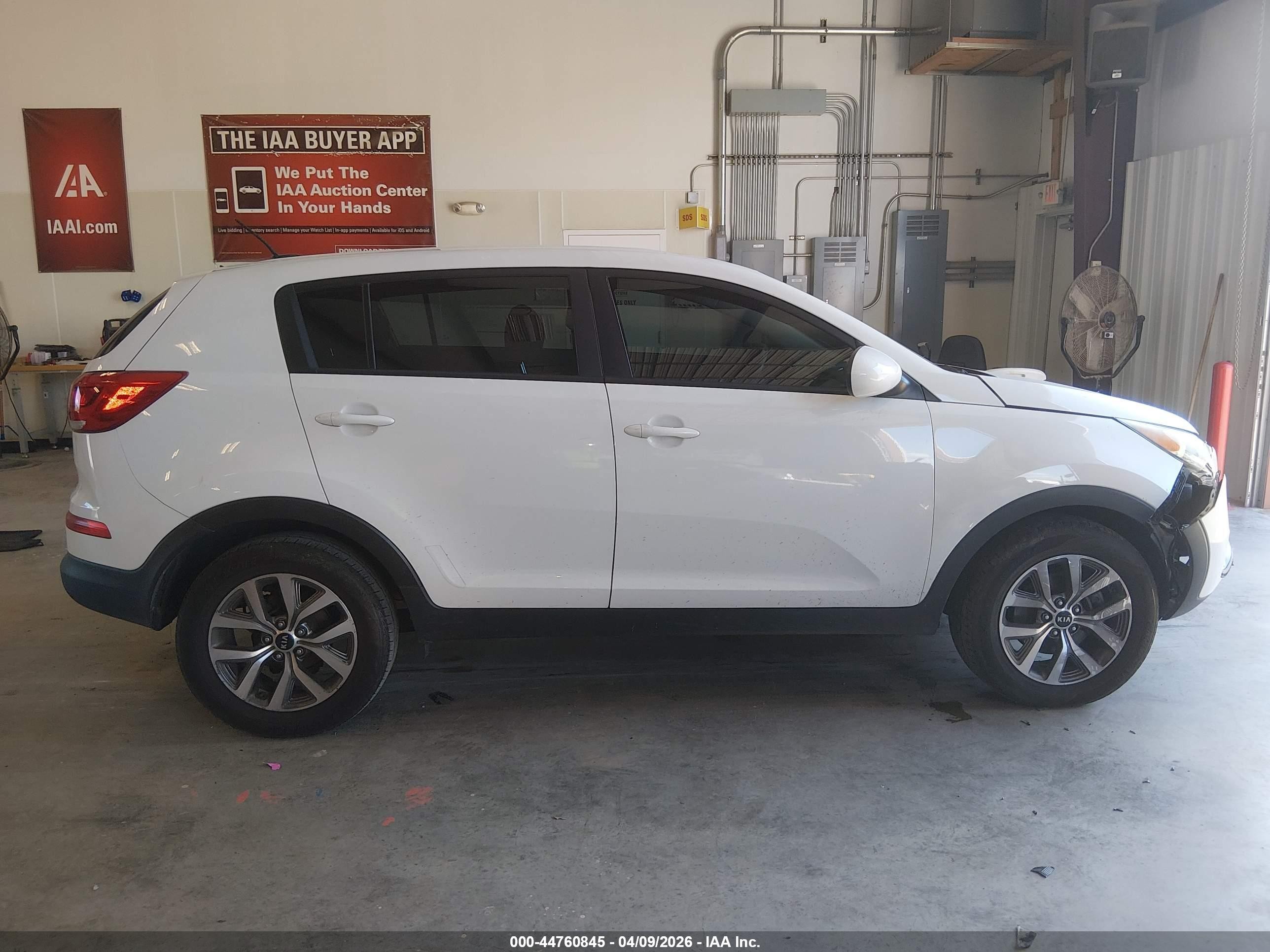 2014 Kia Sportage Lx Белый vin: KNDPB3AC0E7664297