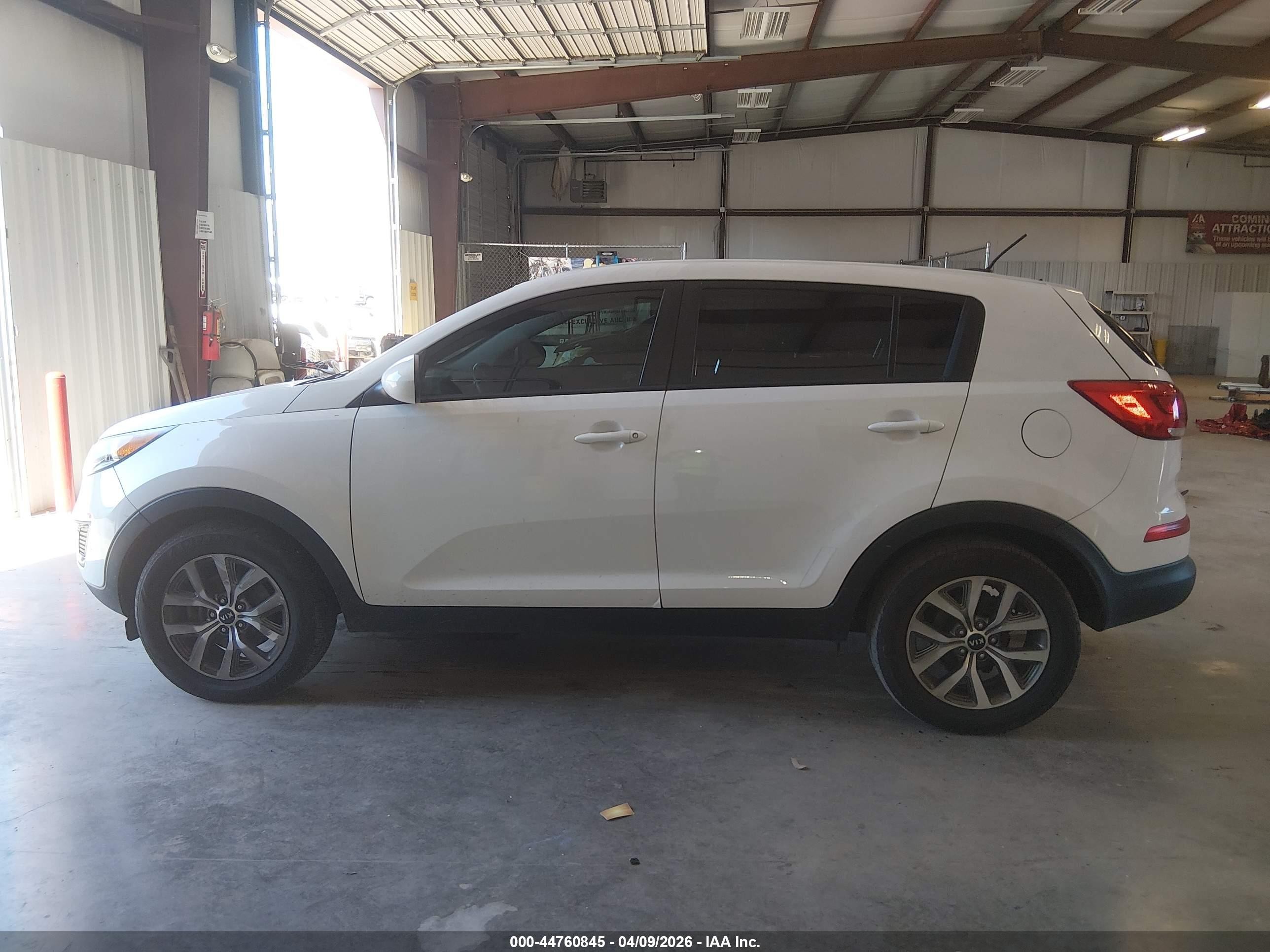 2014 Kia Sportage Lx Белый vin: KNDPB3AC0E7664297