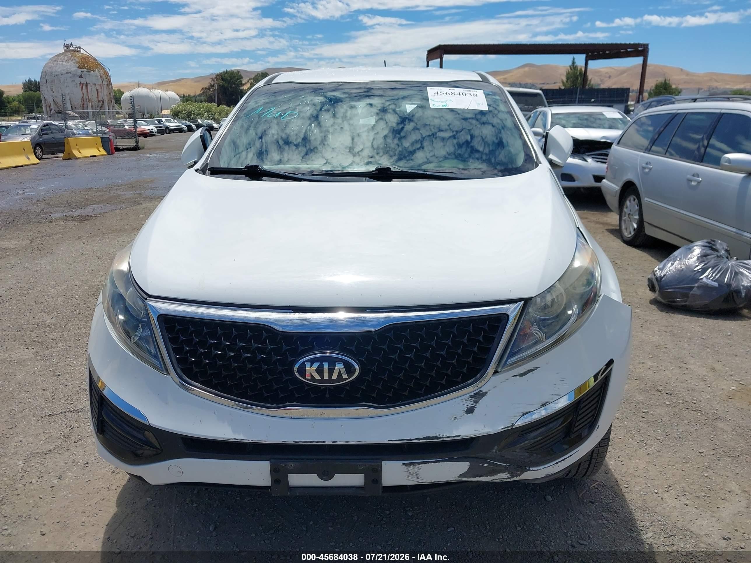 2015 Kia Sportage Lx Белый vin: KNDPB3AC0F7691520