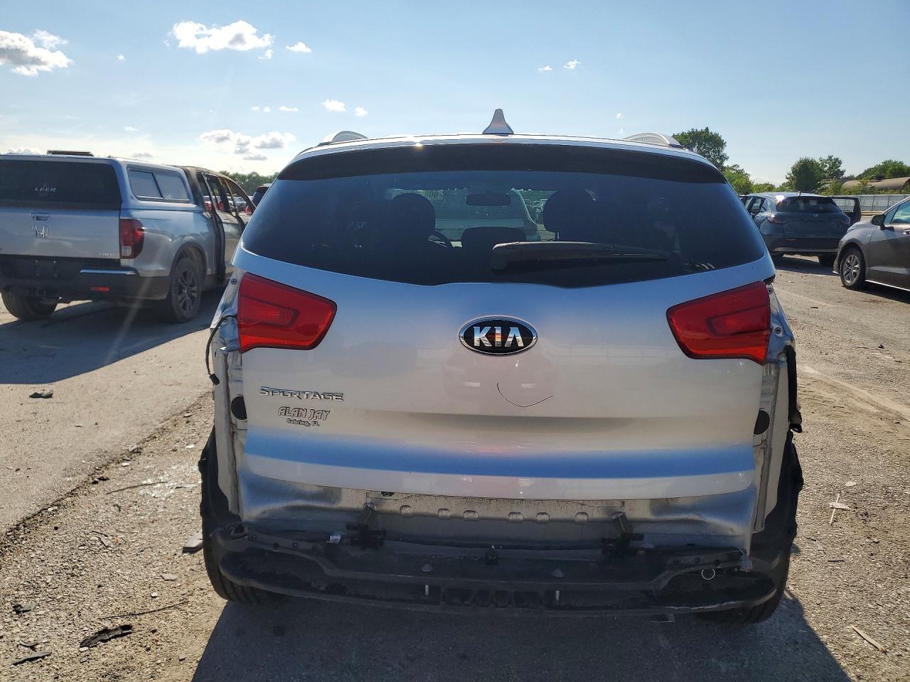 2015 Kia Sportage Lx Silver vin: KNDPB3AC0F7734379