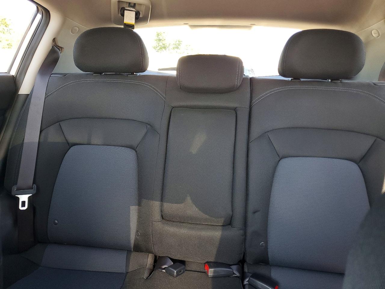 2015 Kia Sportage Lx Silver vin: KNDPB3AC0F7734379