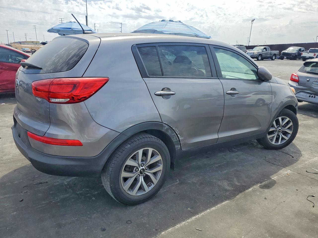 2015 Kia Sportage Lx Silver vin: KNDPB3AC0F7762960