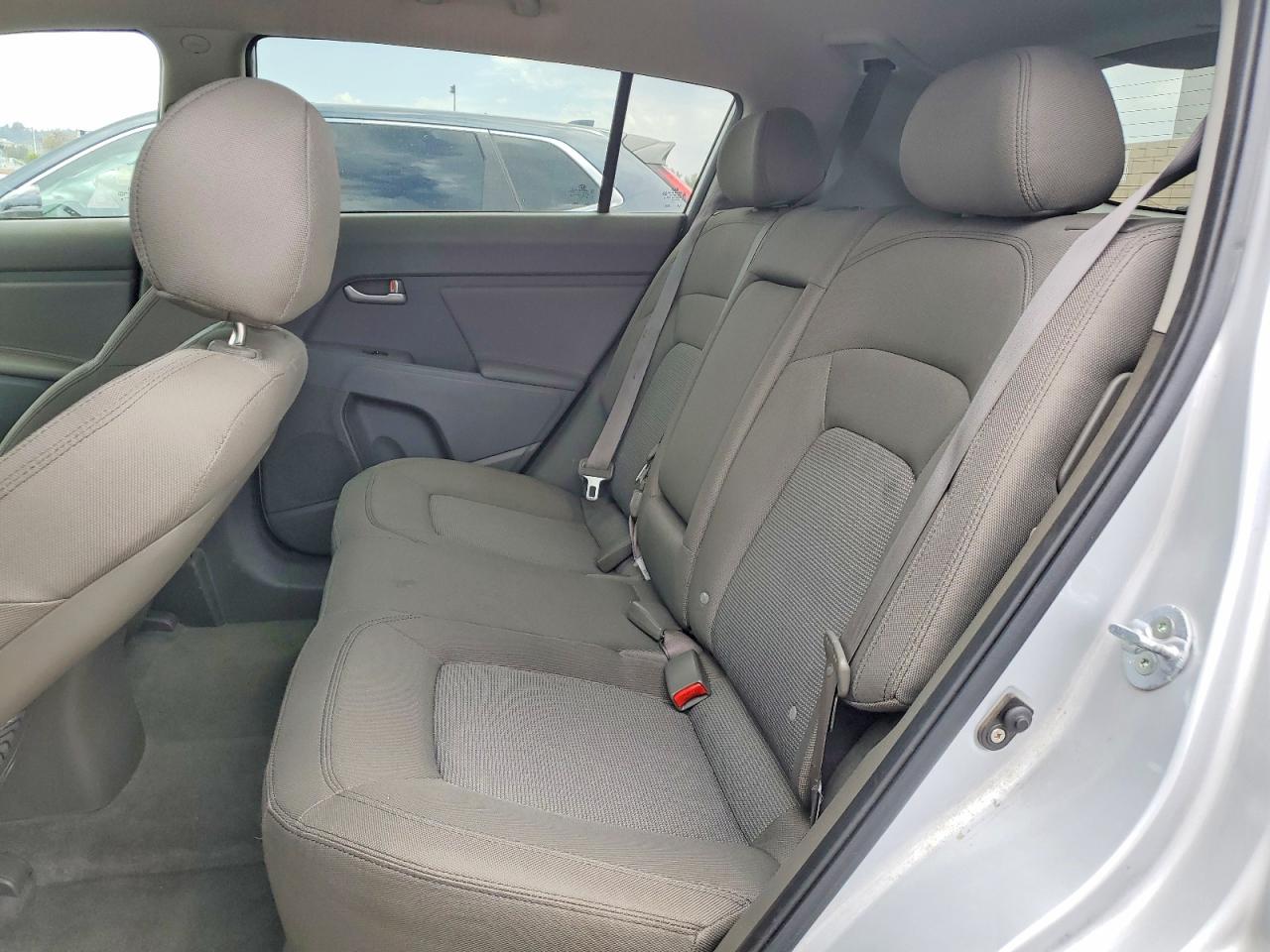2015 Kia Sportage Lx Silver vin: KNDPB3AC0F7790712